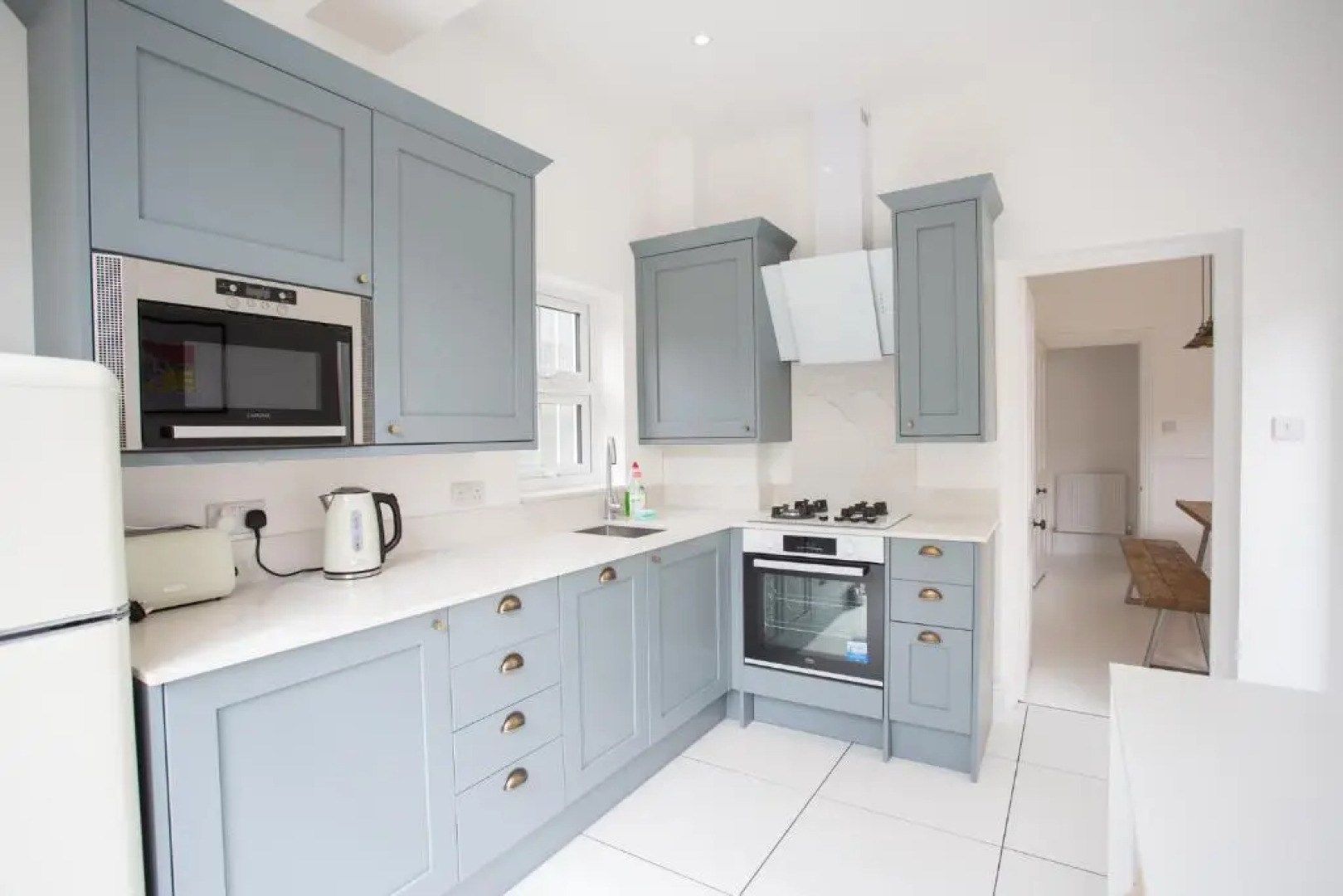 Elegant York House - on a beach road, sleeps 12, with sea views