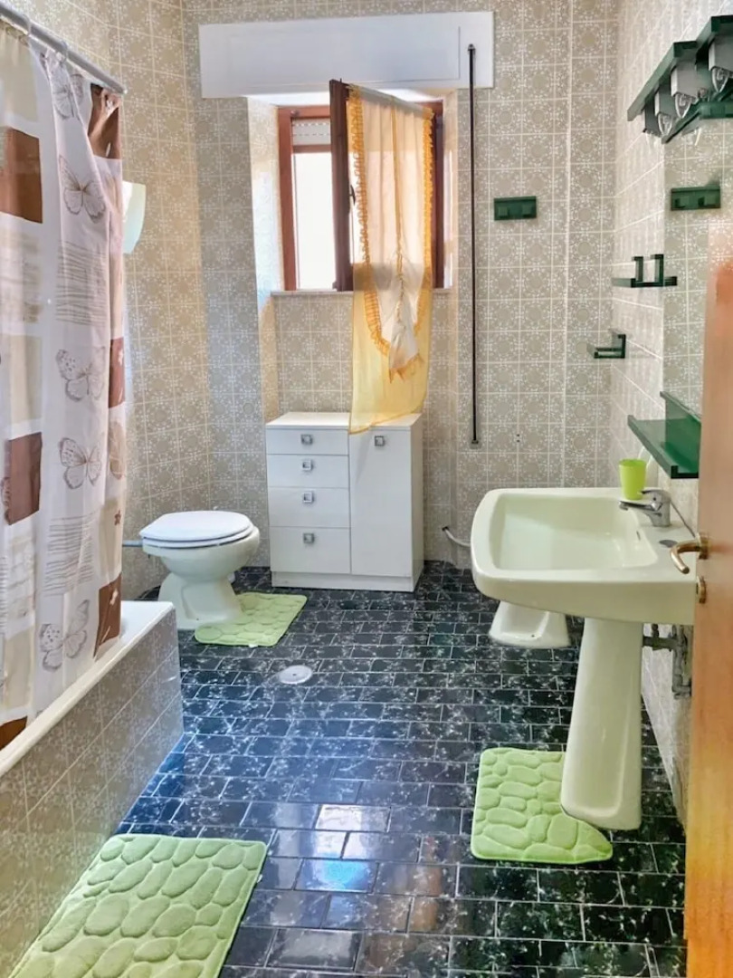 Casa Alba by holidayngo