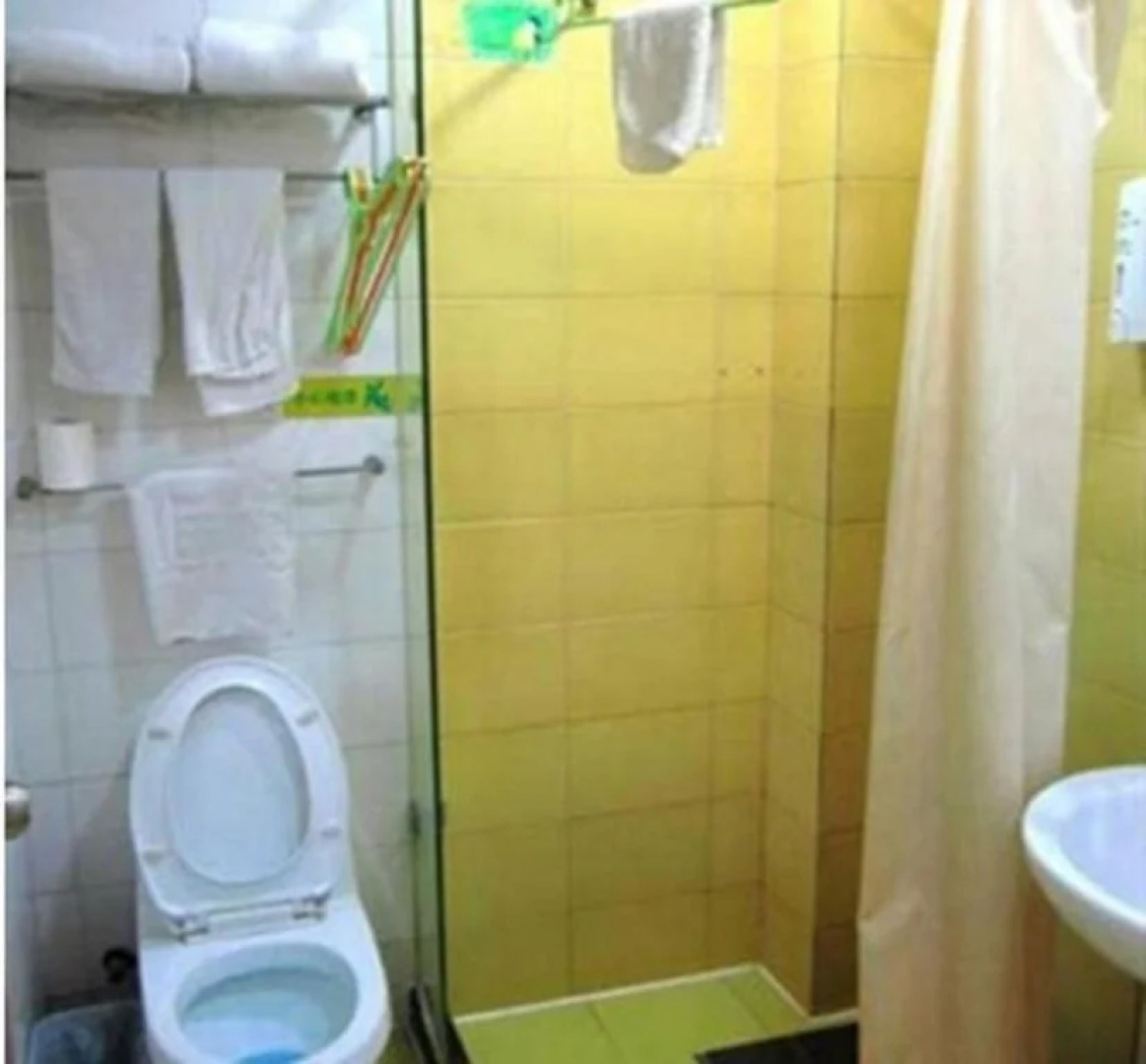 Home Express Hotel Century Shopping City