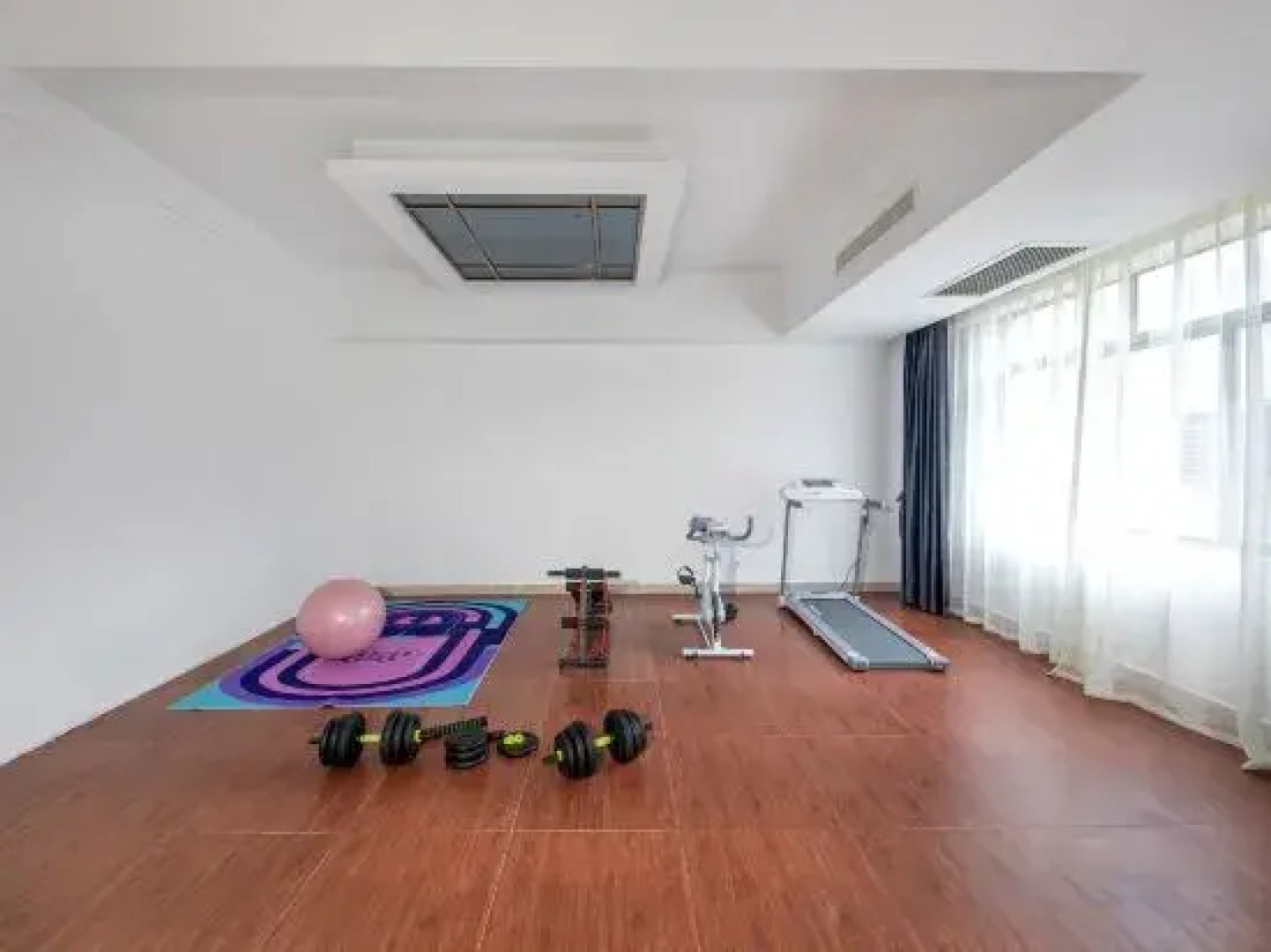 Reebo Hotel (Wenchang Park)