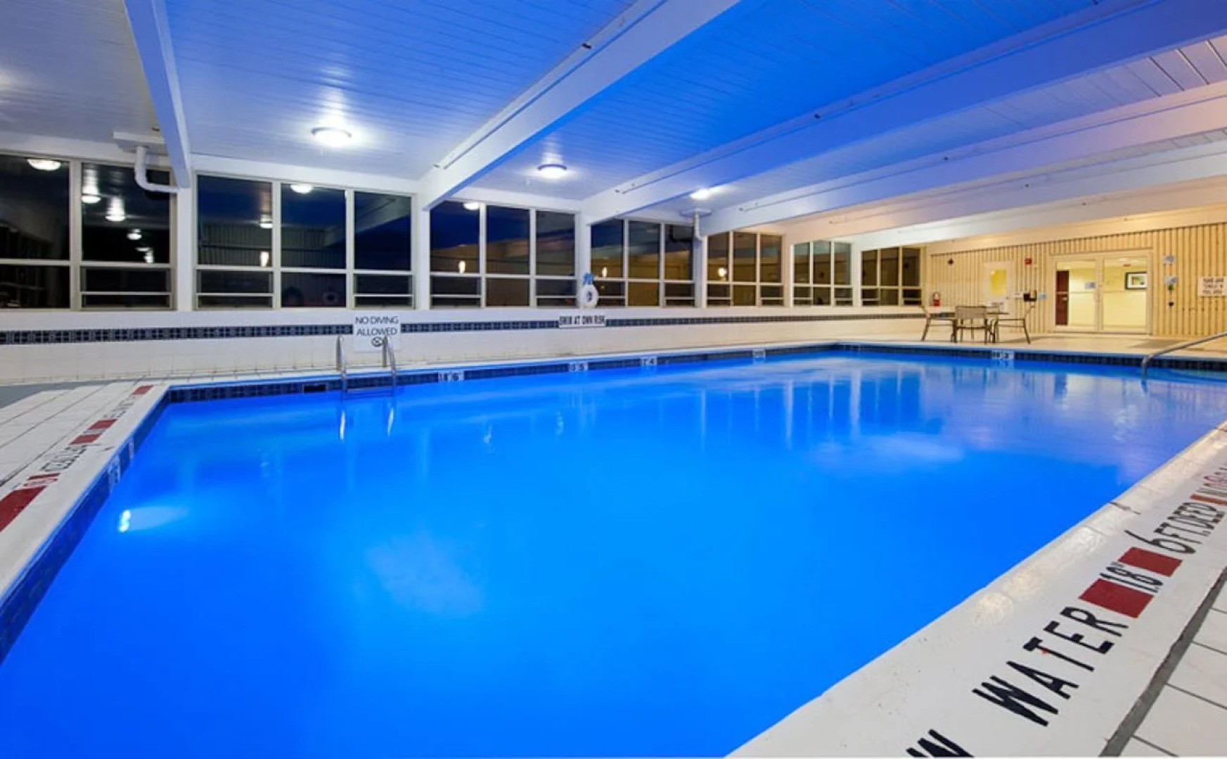 Holiday Inn Express & Suites Pittsburgh West - Greentree by IHG