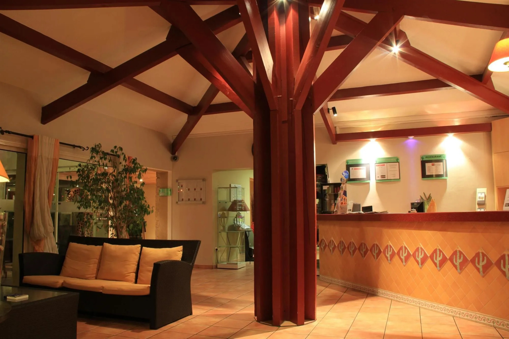 Logis Hotel Uzes Pont du Gard
