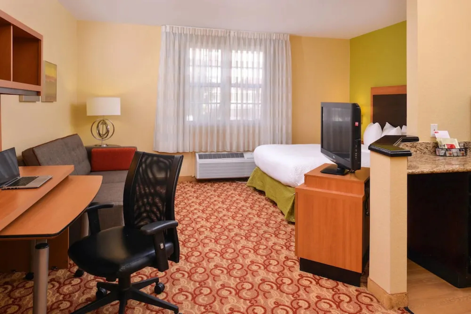 Candlewood Suites Miami Lakes an IHG Hotel
