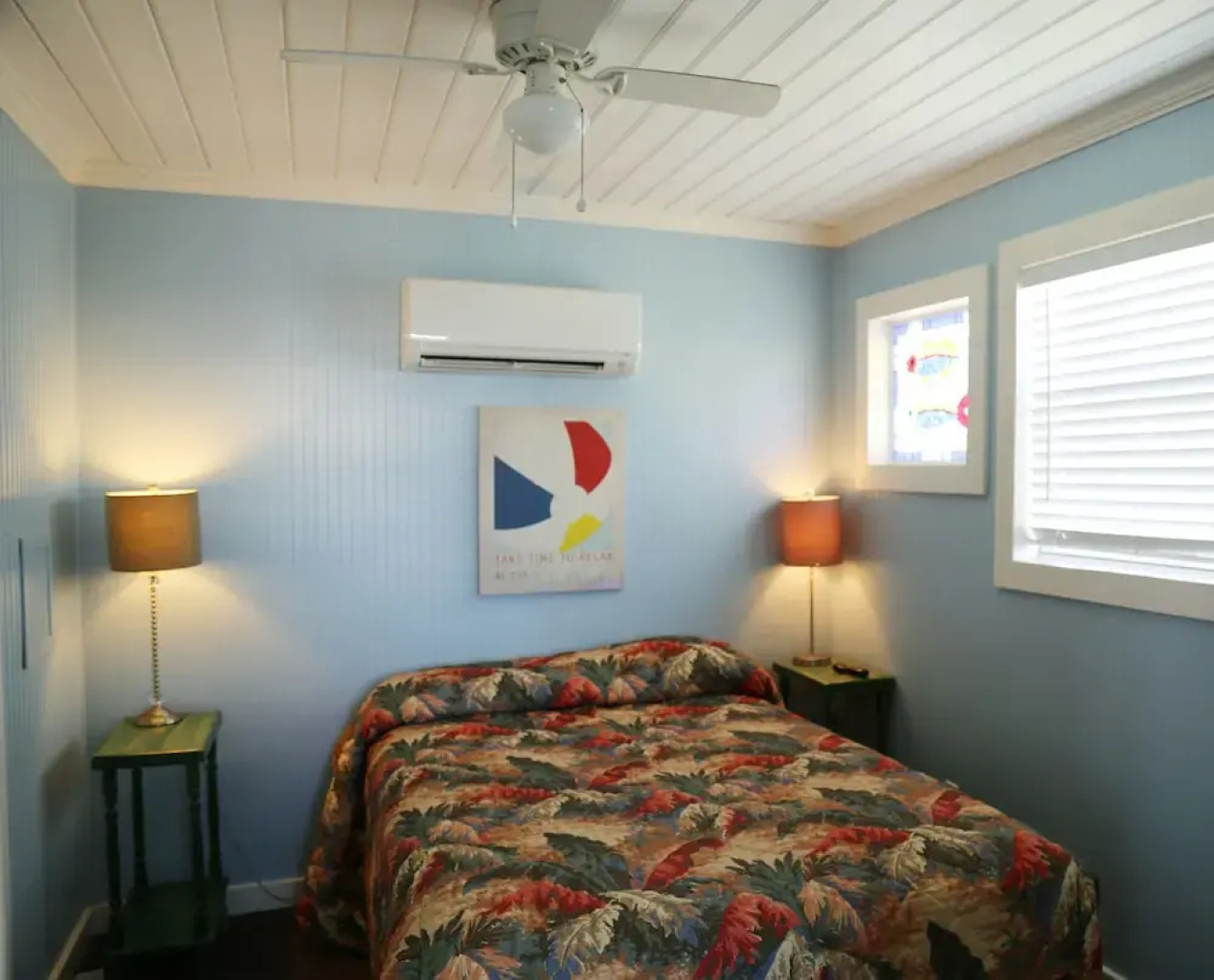 Blue Dolphin Inn and Cottages