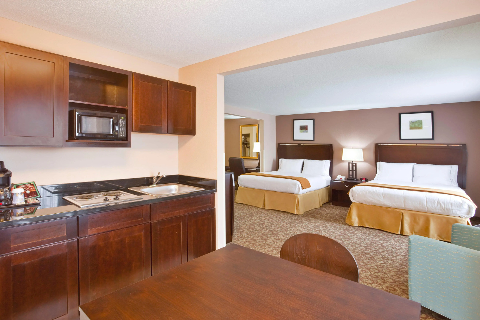 Holiday Inn Express Hotel & Suites Van Wert by IHG