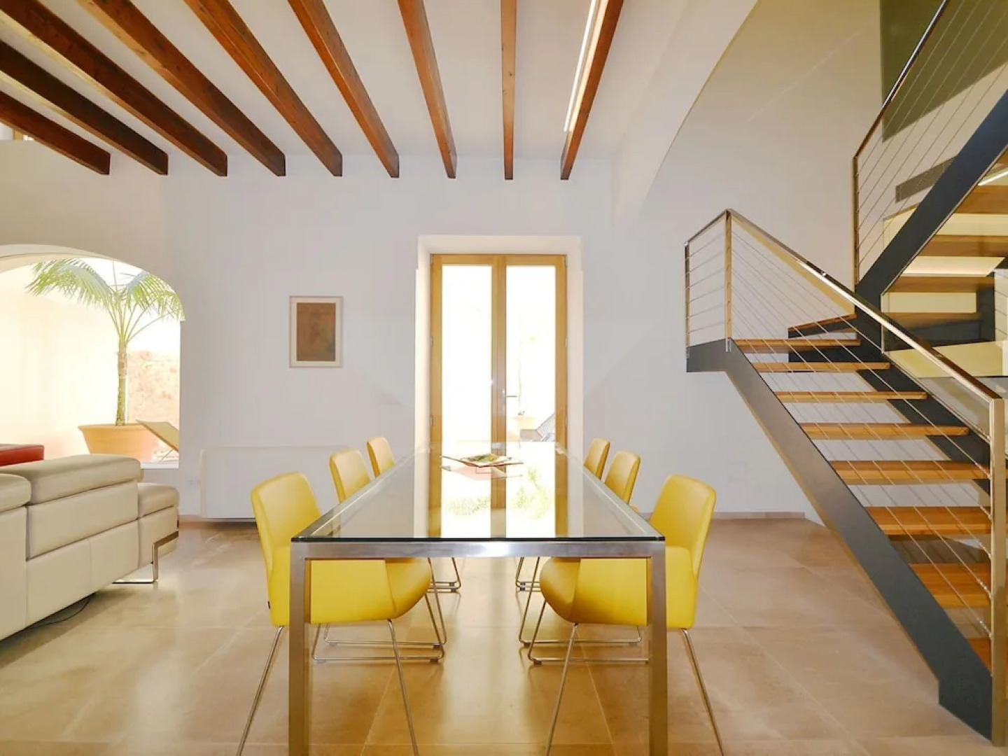 Top Quality Modern Town House in Petra With Private Pool