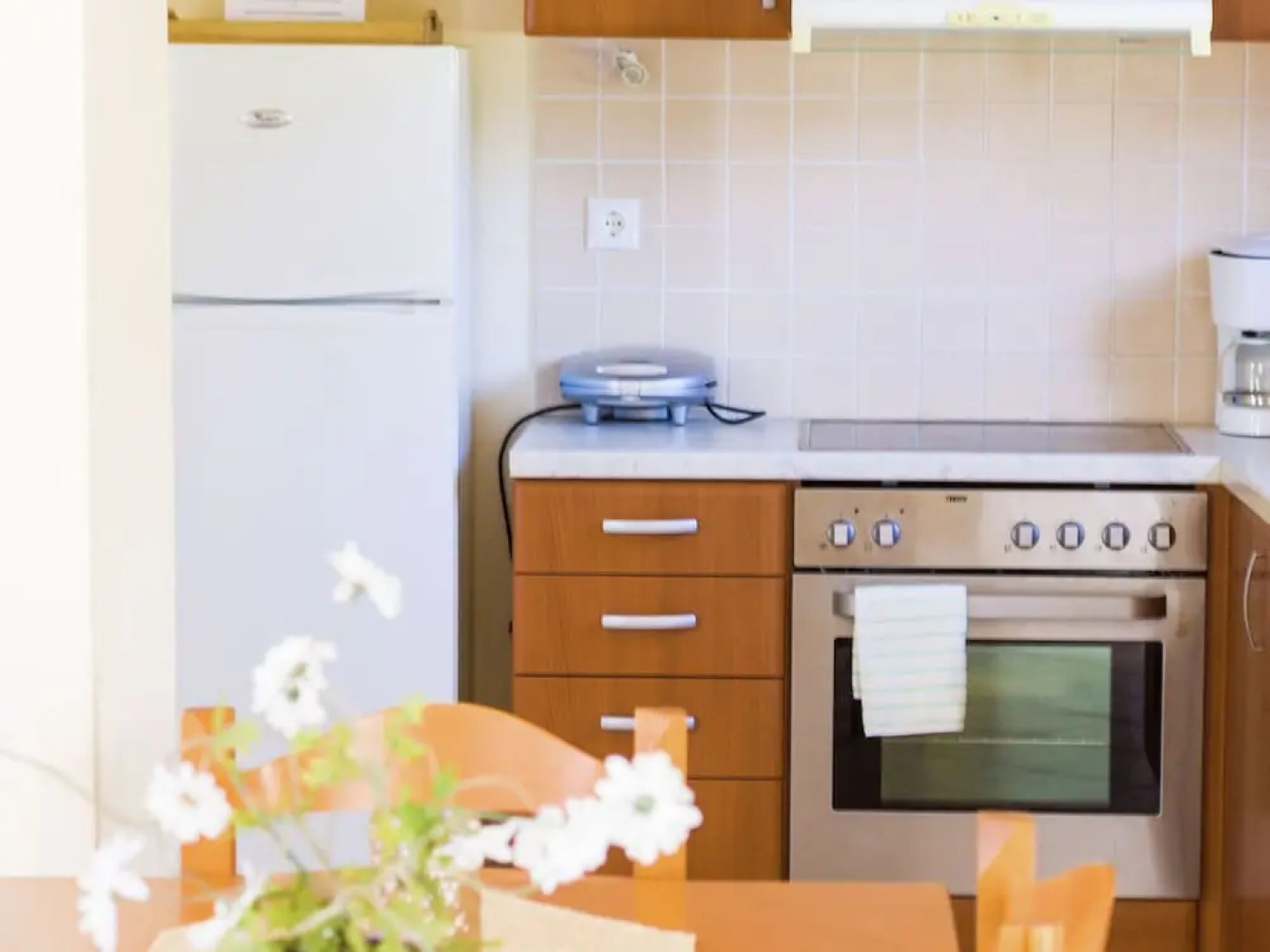 Villa on Hillside, Private Pool, Fantastic Views to bay of Bali and Mountains