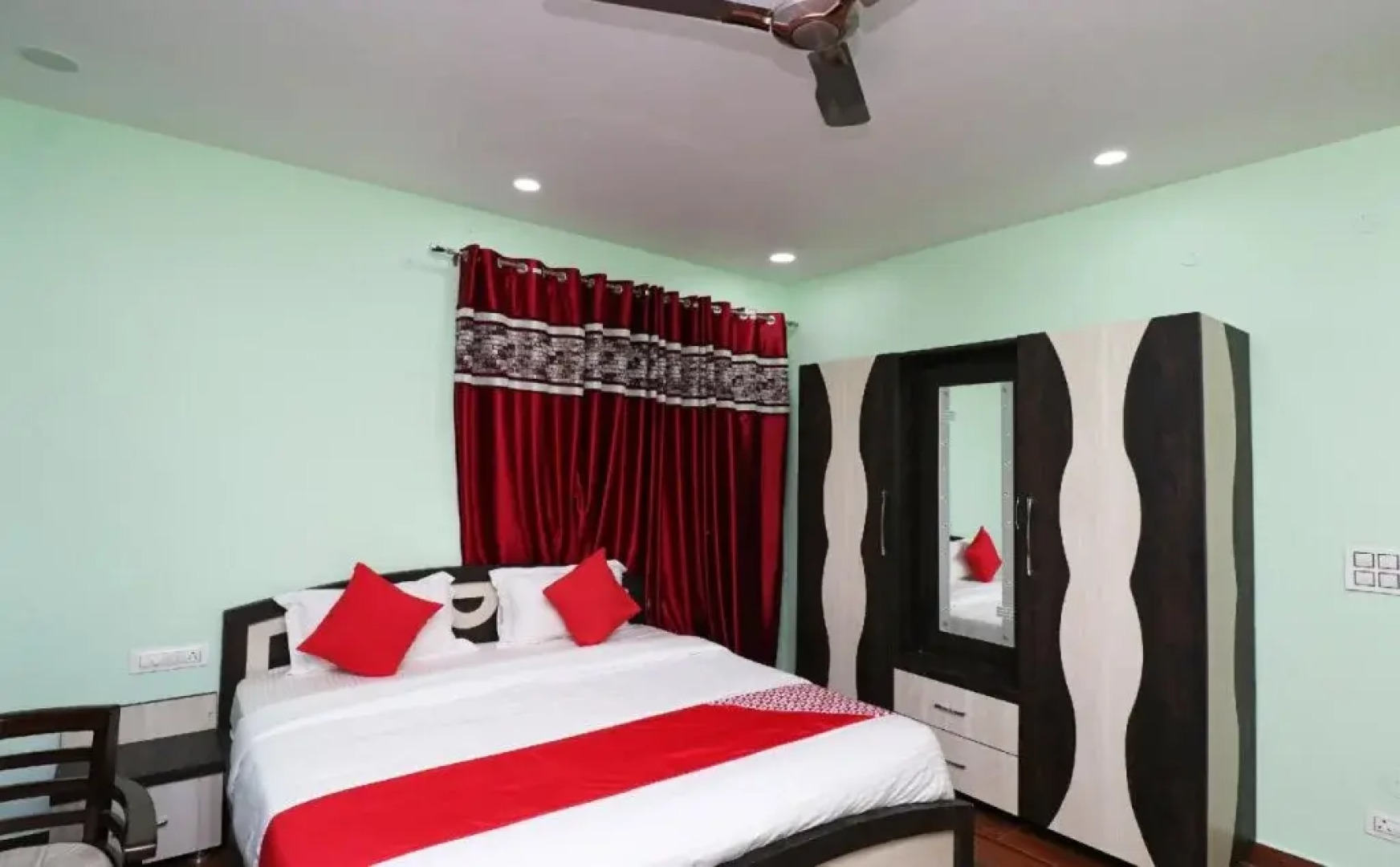 City Tower Hotel By OYO Rooms