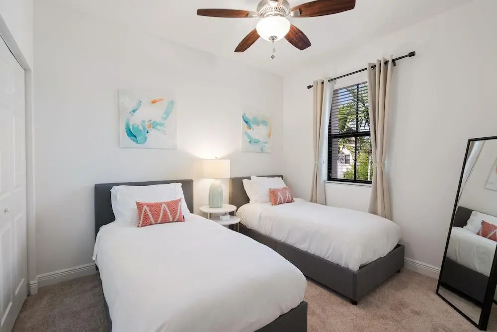 Kasa Hollywood Fort Lauderdale