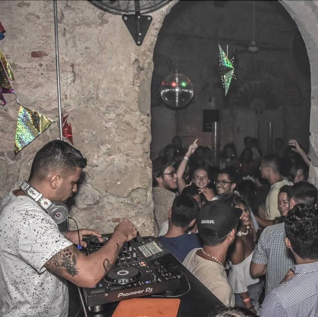 Media Luna Hostel Cartagena