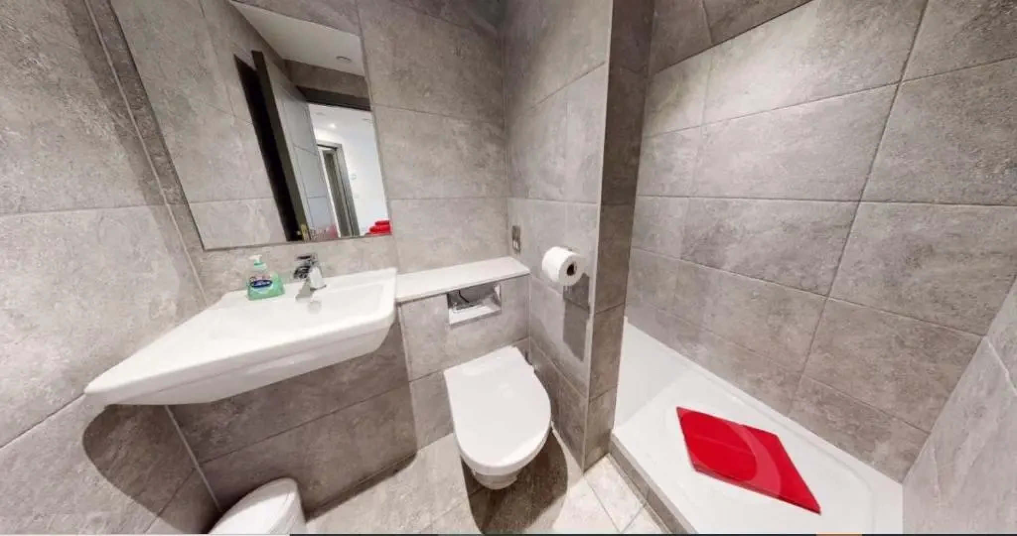 2 The View apartments Ilfracombe - Seafront, Parking, Lift, EV