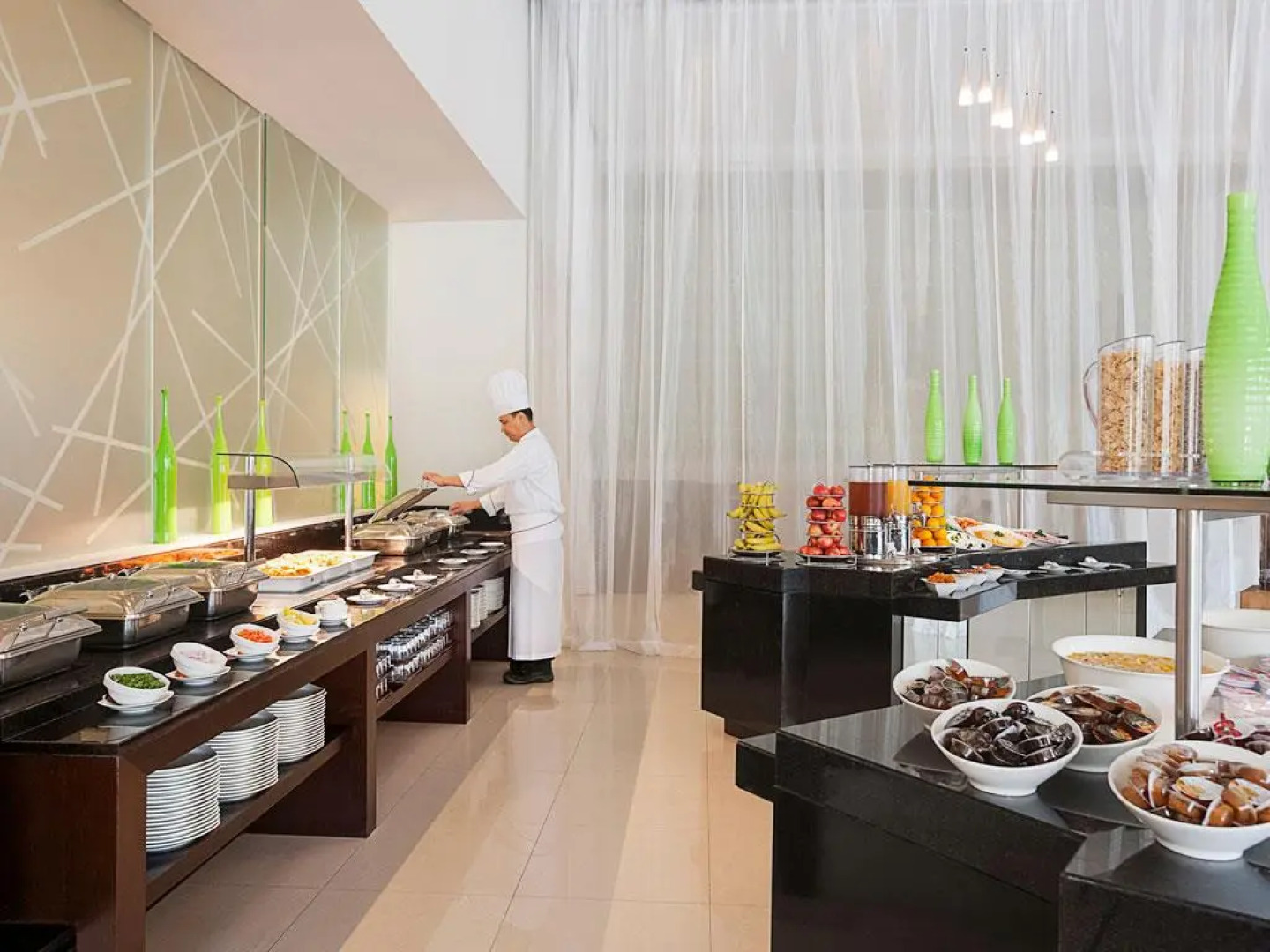 Отель ibis Deira Creekside Dubai