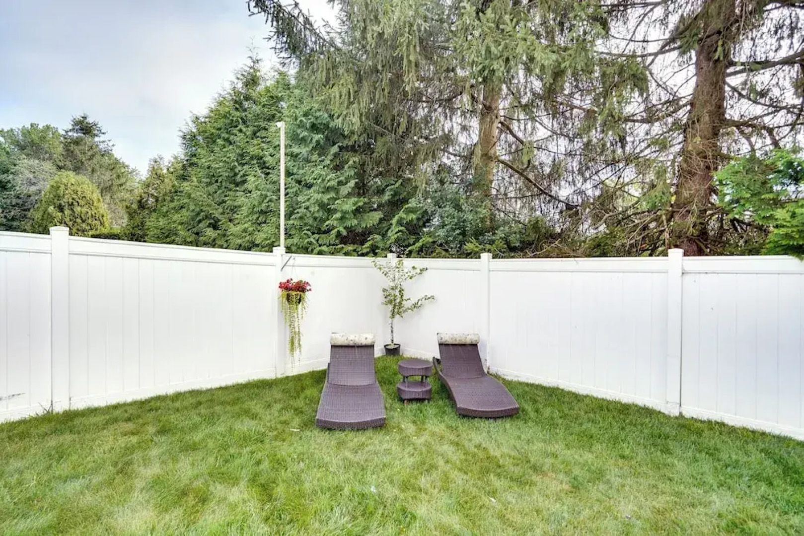 Cozy Albany Vacation Rental ~ 5 Mi to Downtown!