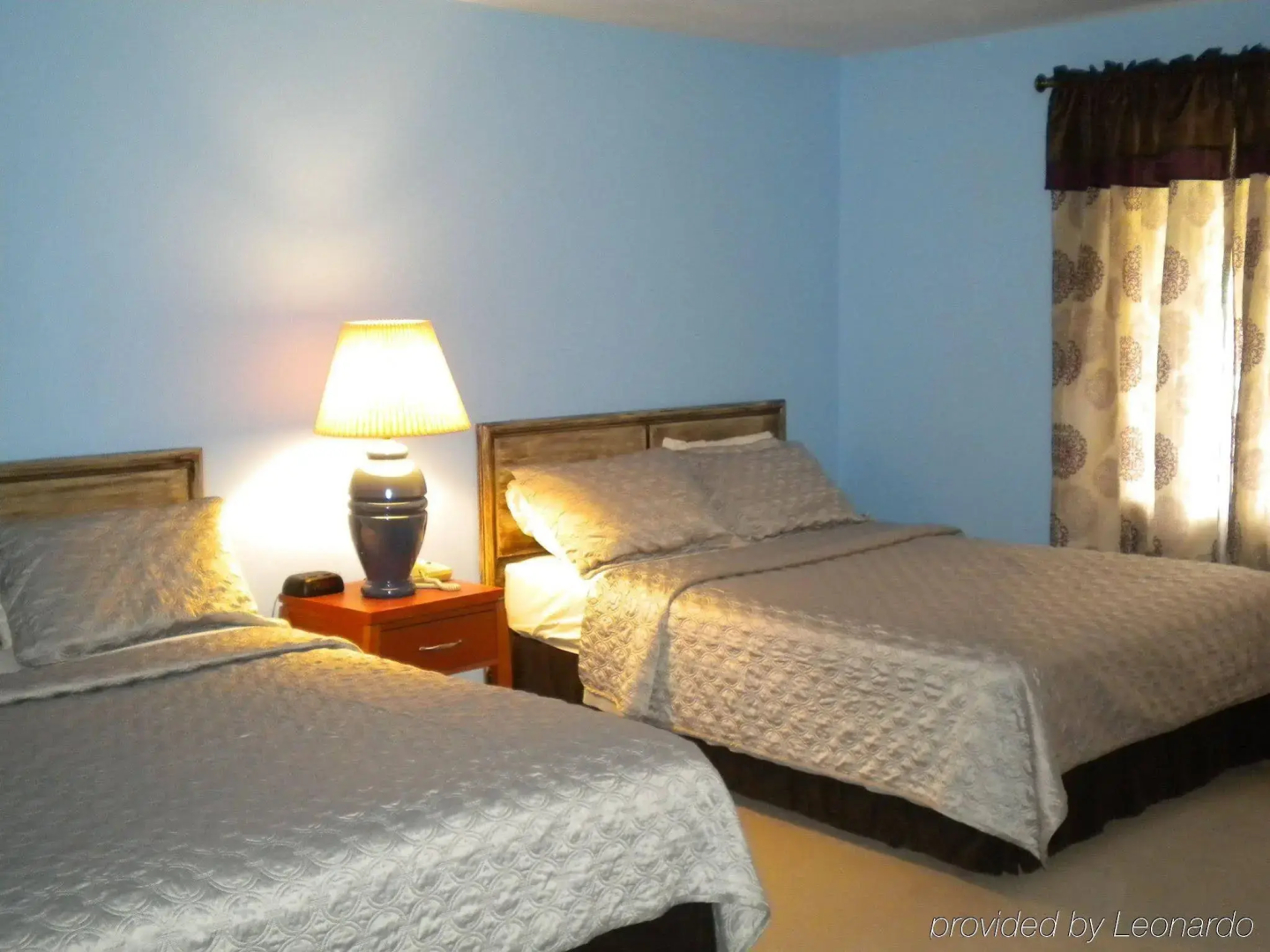 Valley Hi Motel - Near Winter Park Visitor Center