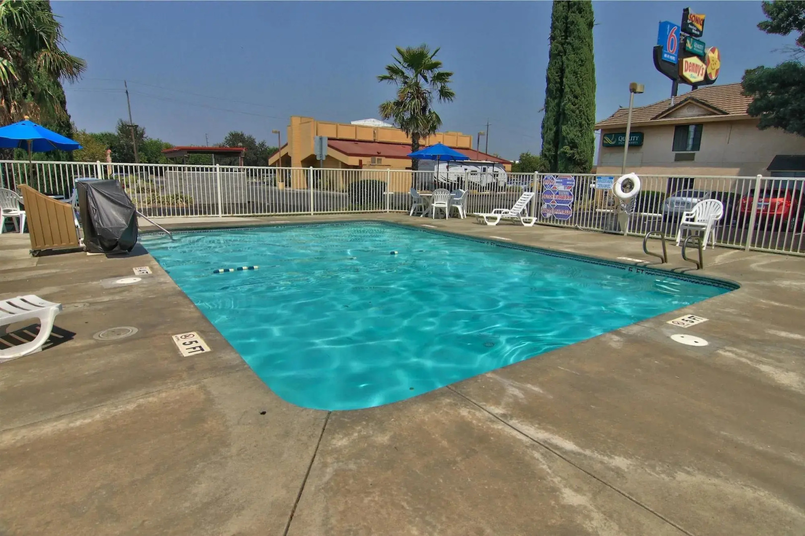 Motel 6 Woodland, CA – Sacramento Airport