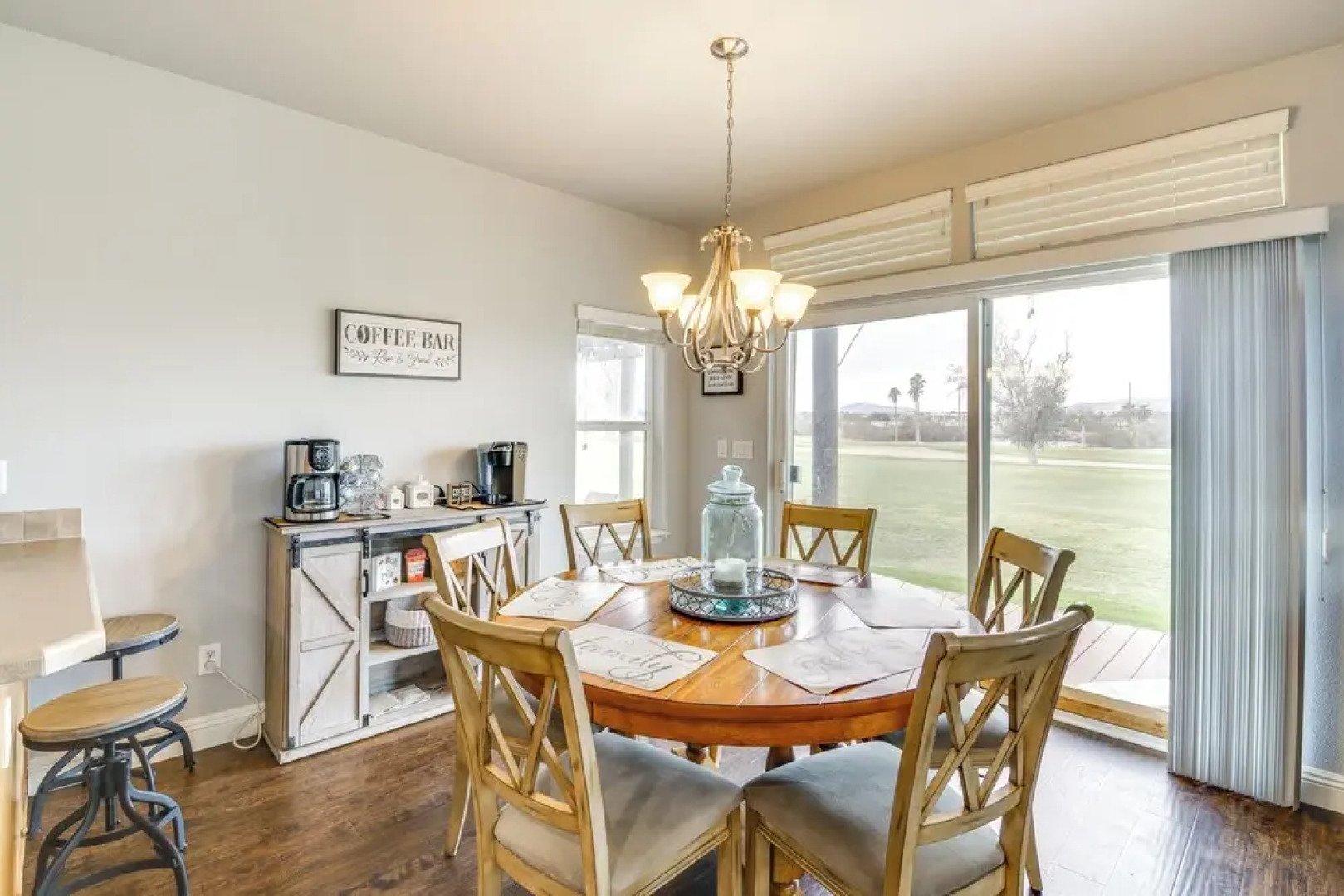 Walk to Colorado River: Needles Gem w/ Pool Access