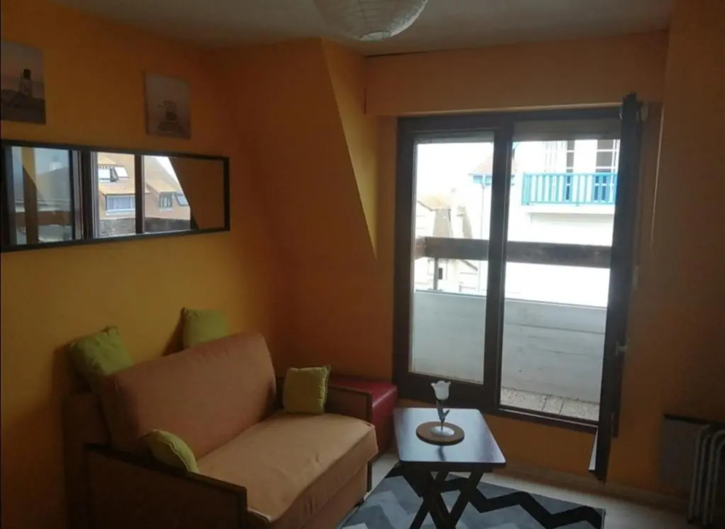 Appartement à 50 m de la plage avec WIFI et Netflix