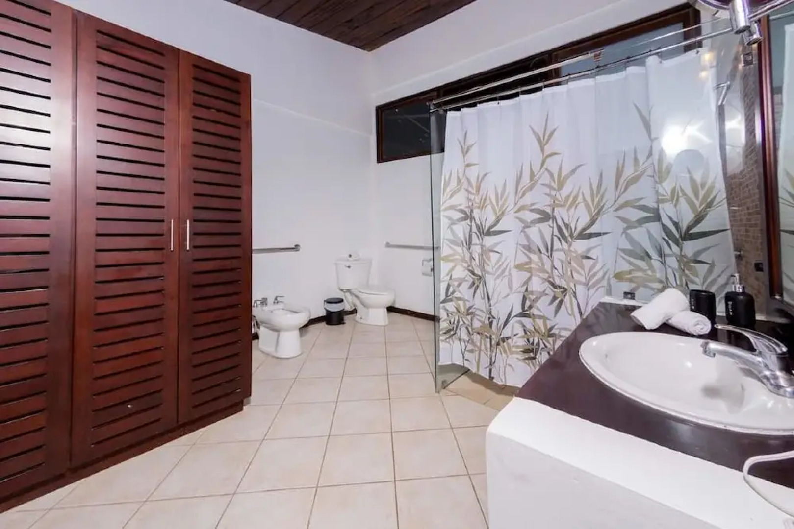 Café de Playa Beach Front Hotel