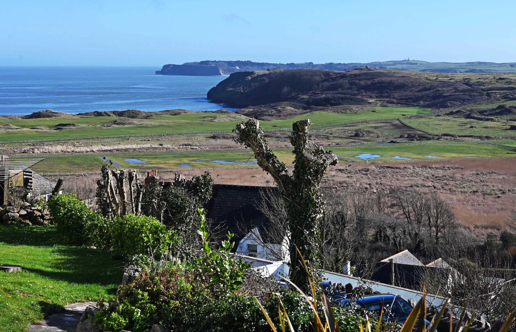 The Cwtch - Luxury Cottage, Sea Views, Pet Friendly