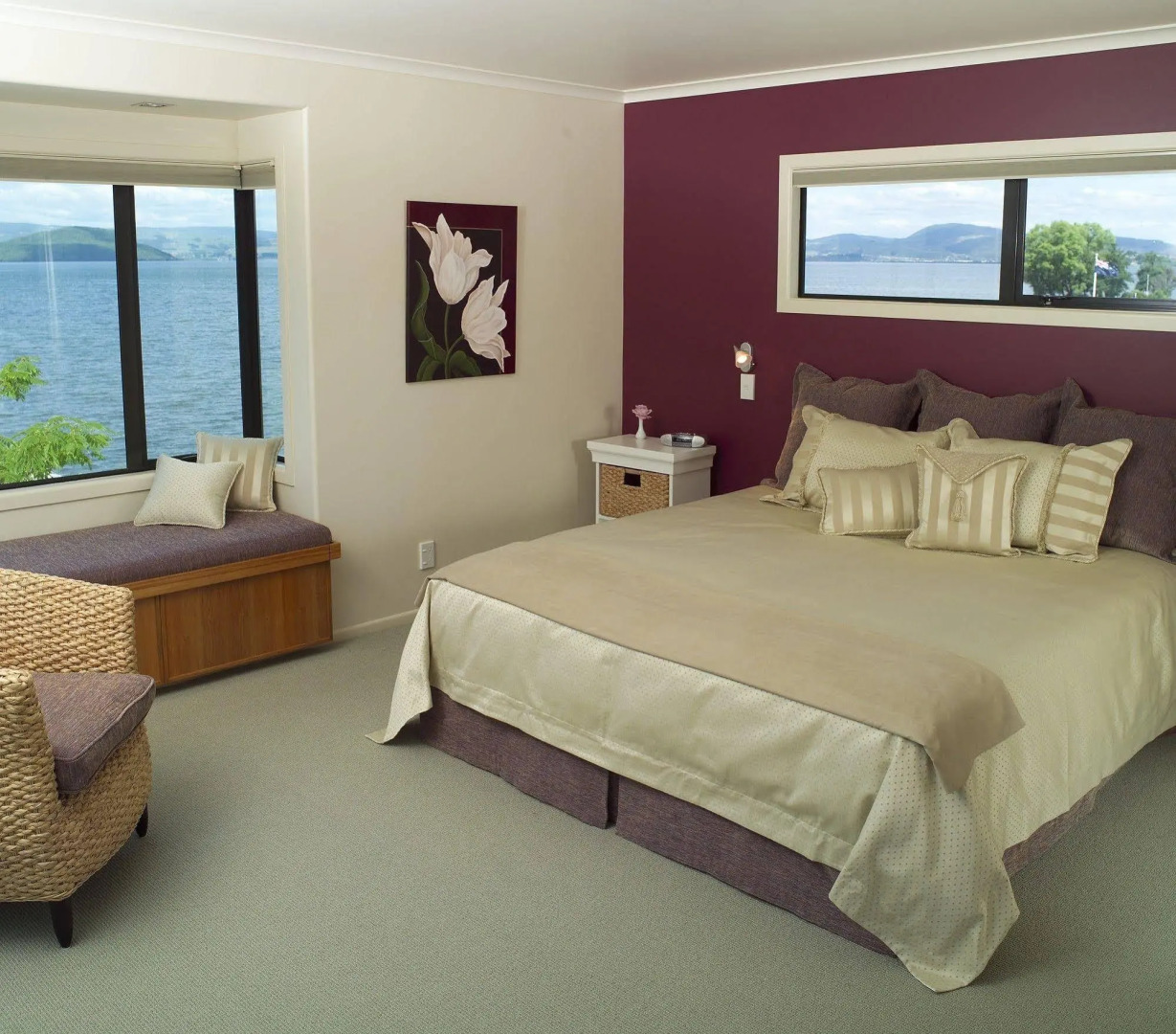 Nicara Lakeside Lodge