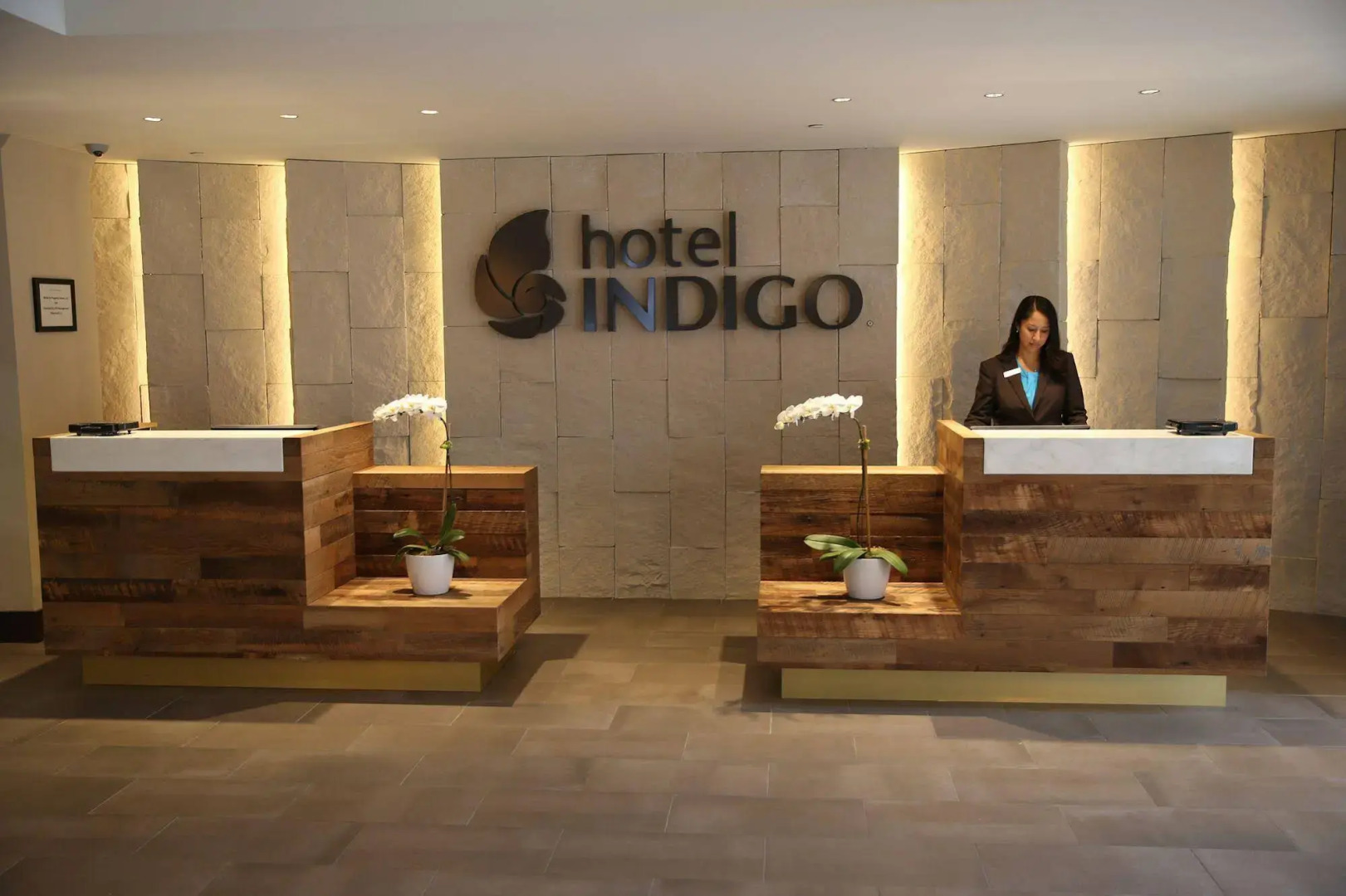 Hotel Indigo Naperville Riverwalk by IHG