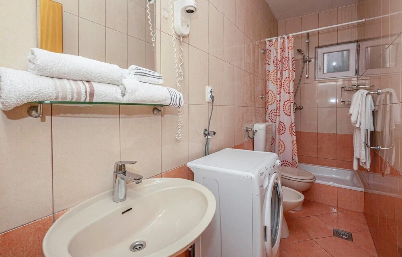 Amazing Apartment in Igrane With 2 Bedrooms and Wifi