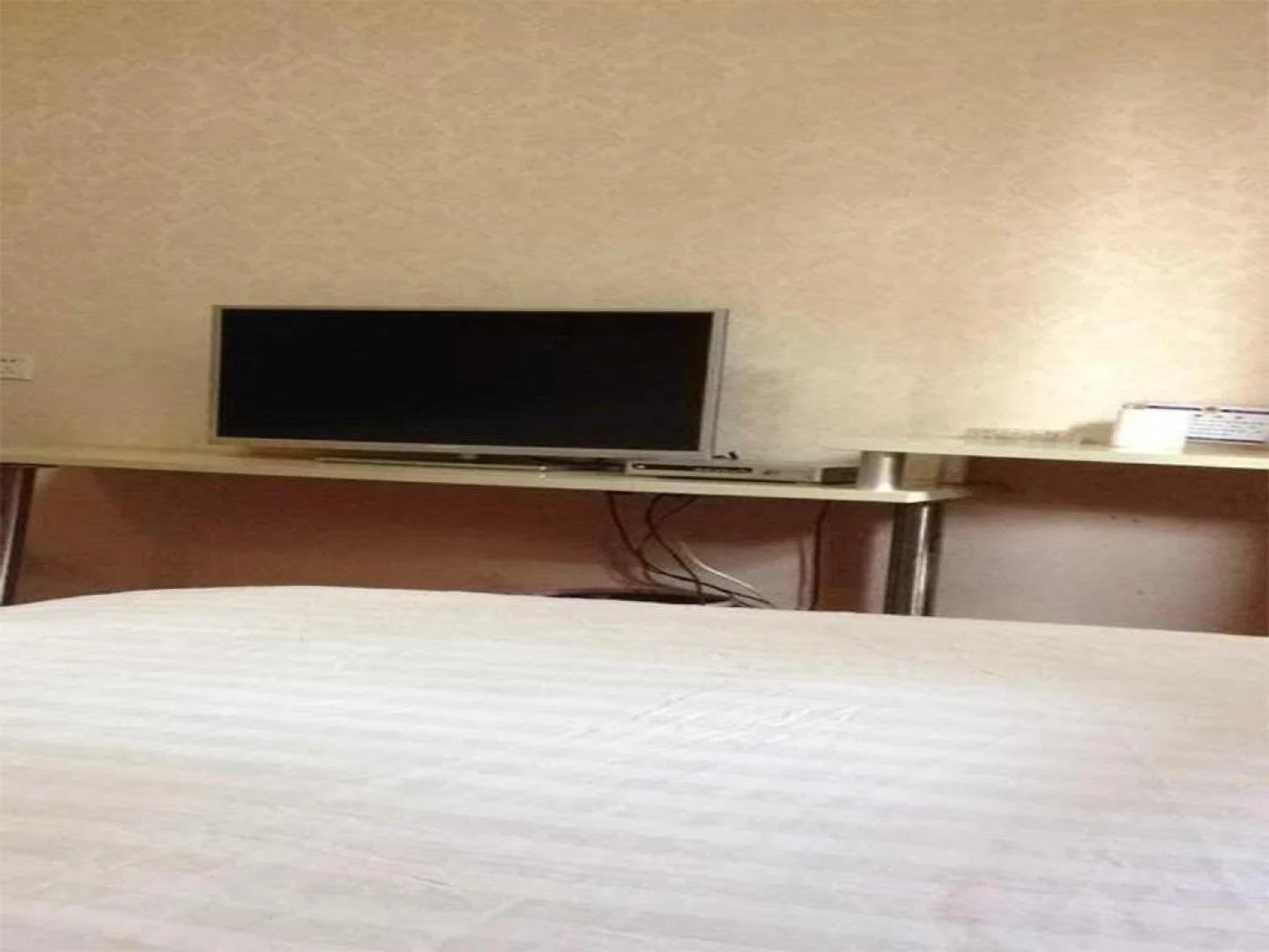 Lu'an Yijia Express Inn