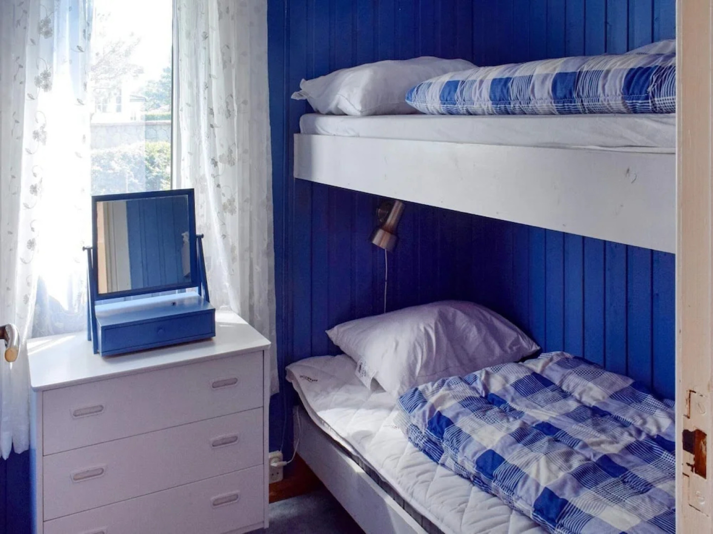 8 Person Holiday Home in Gressvik