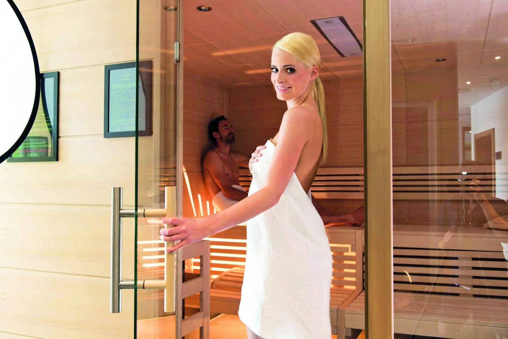 DAS SIEBEN ****s - Adults Only