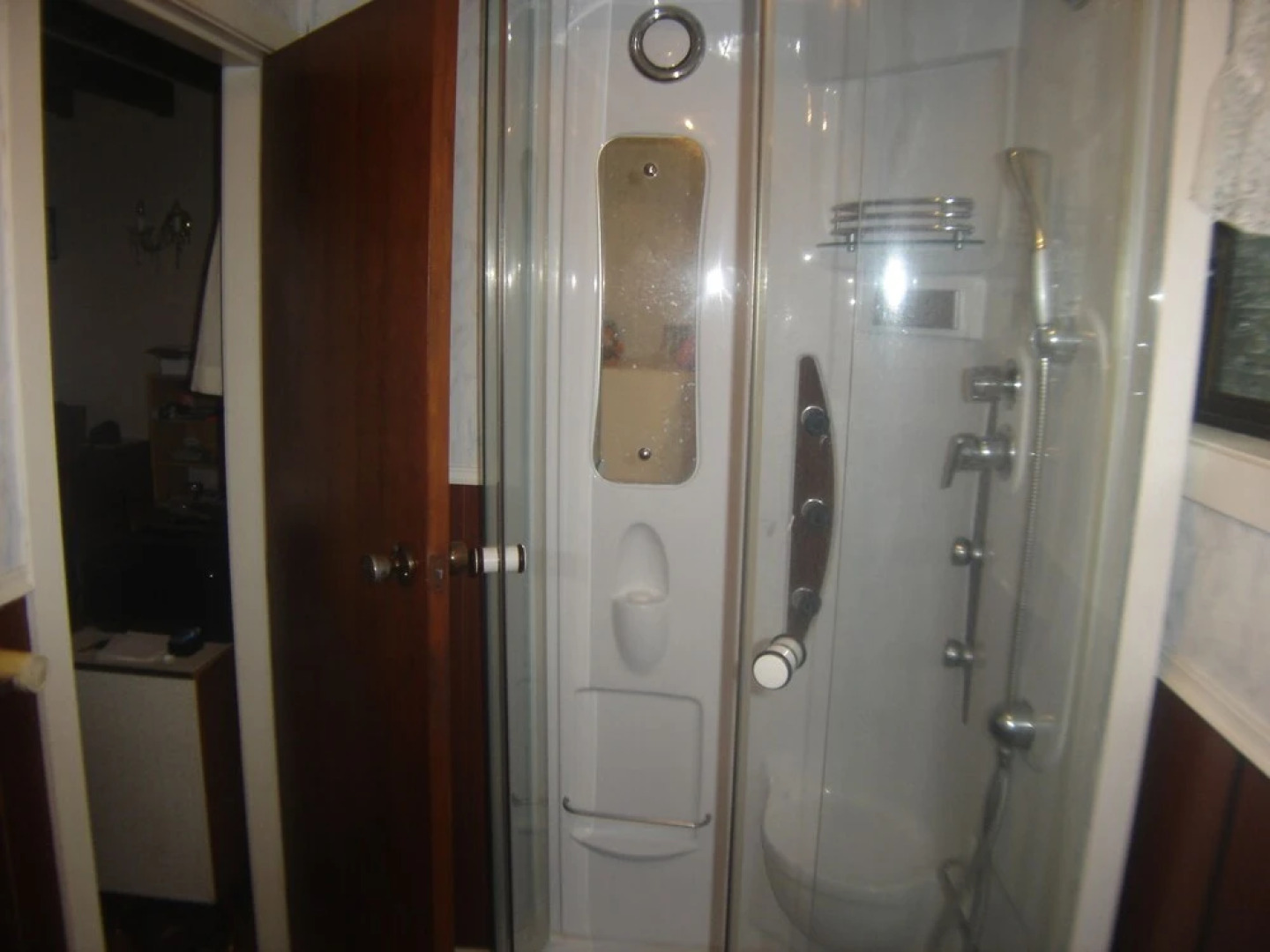 Alpha Homestead Bed & Breakfast