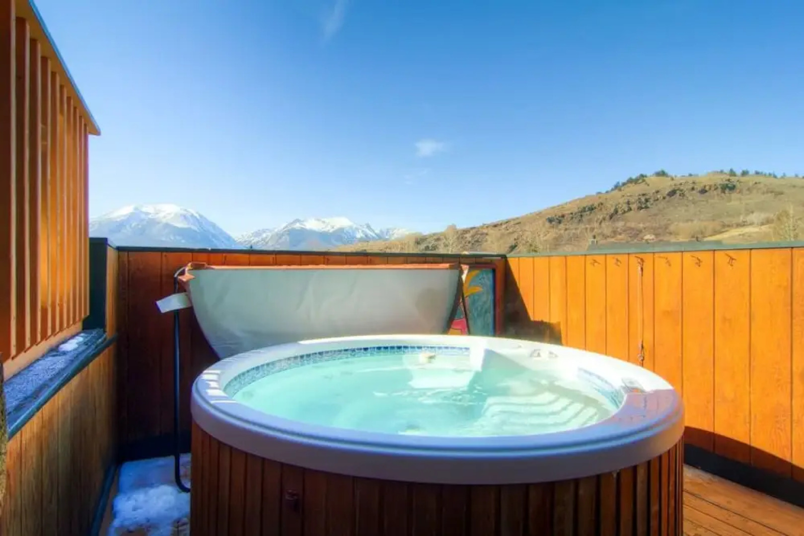 597 Deerpath 3 Br home by RedAwning