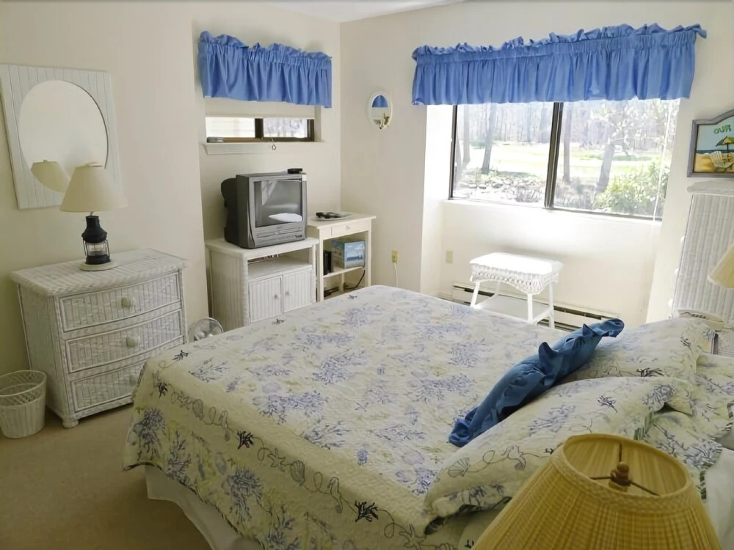 92 Eaton - 2 Bedroom Condo