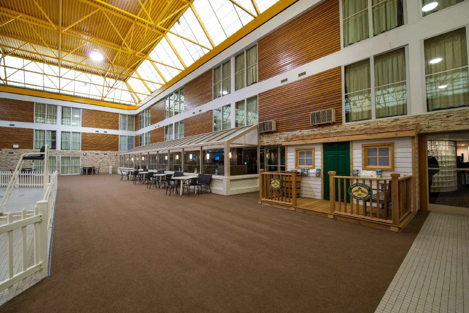 Superior Inn Hotel and Conference Centre Thunder Bay