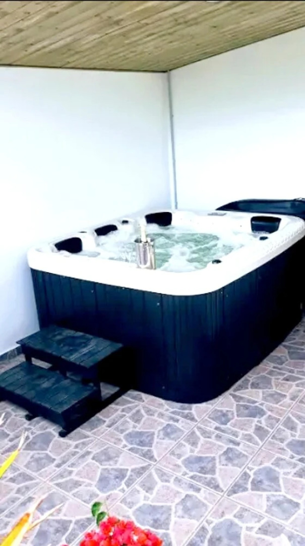 Apartment With one Bedroom in Les Trois Bassins, With Wonderful Mounta