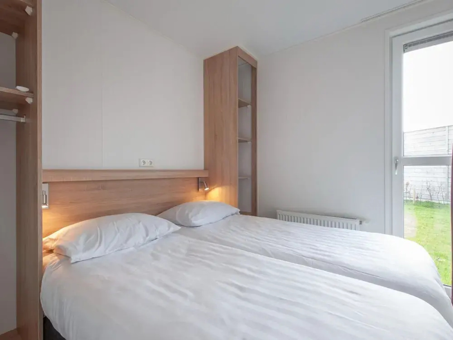 Lodge in Nieuwvliet Bad Near the Beach