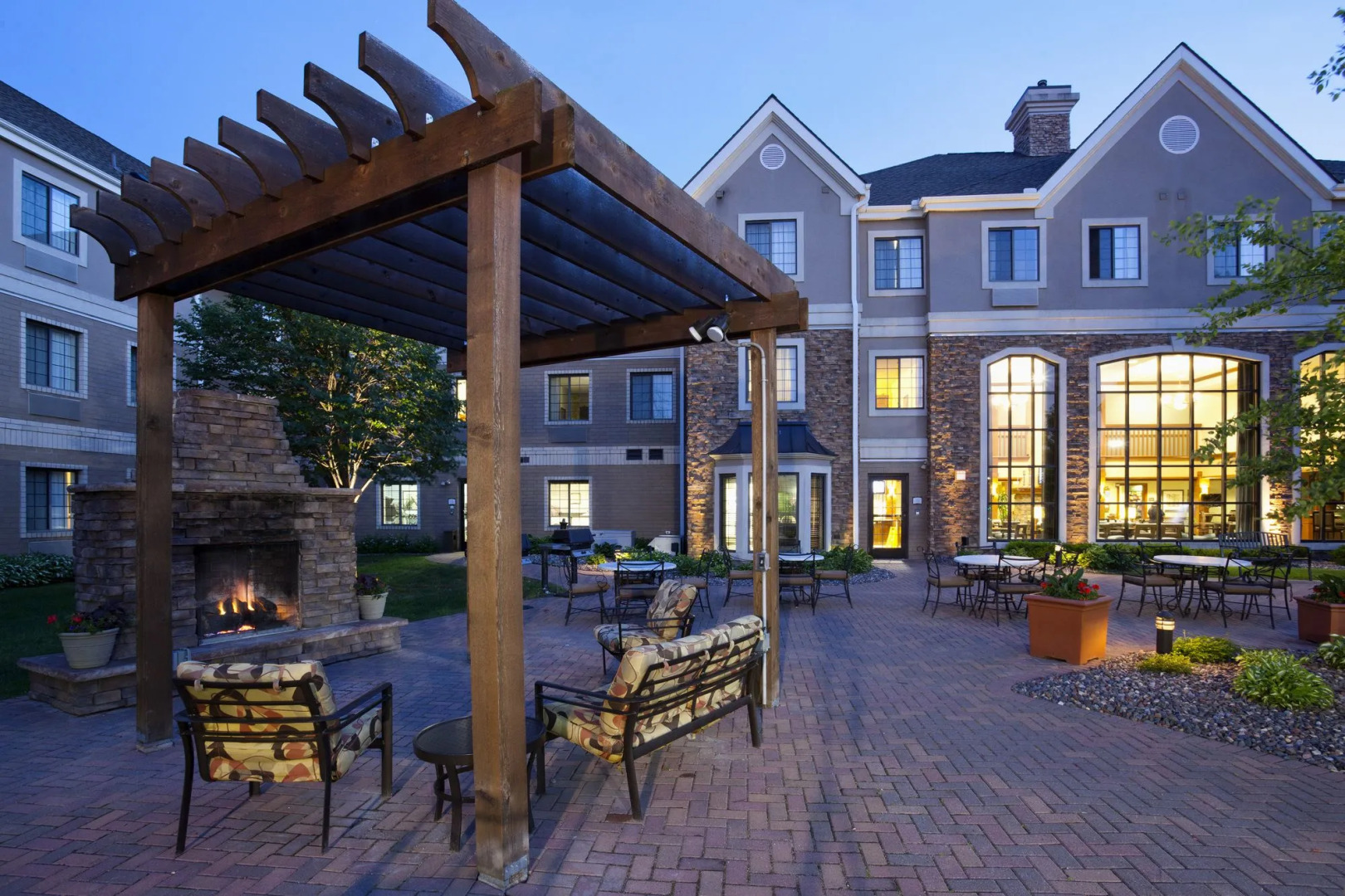 Staybridge Suites MPLS-Maple Grove/Arbor Lakes by IHG