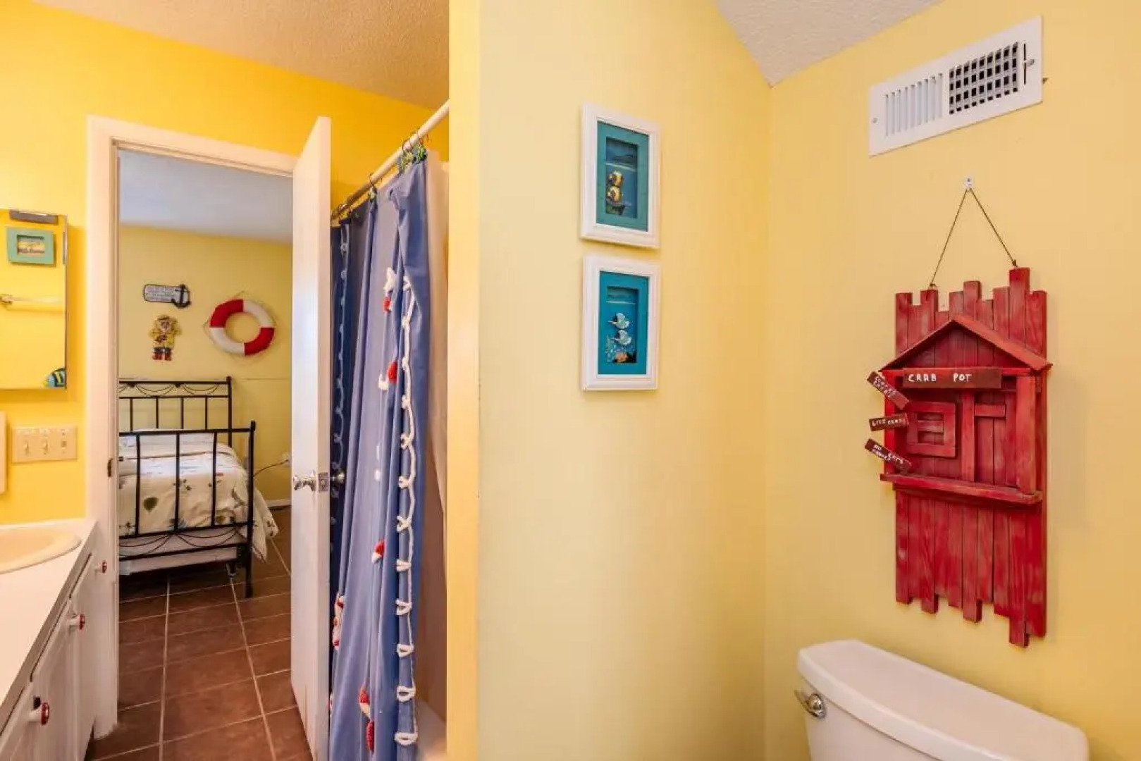 Beach Barn by Oak Island Accommodations