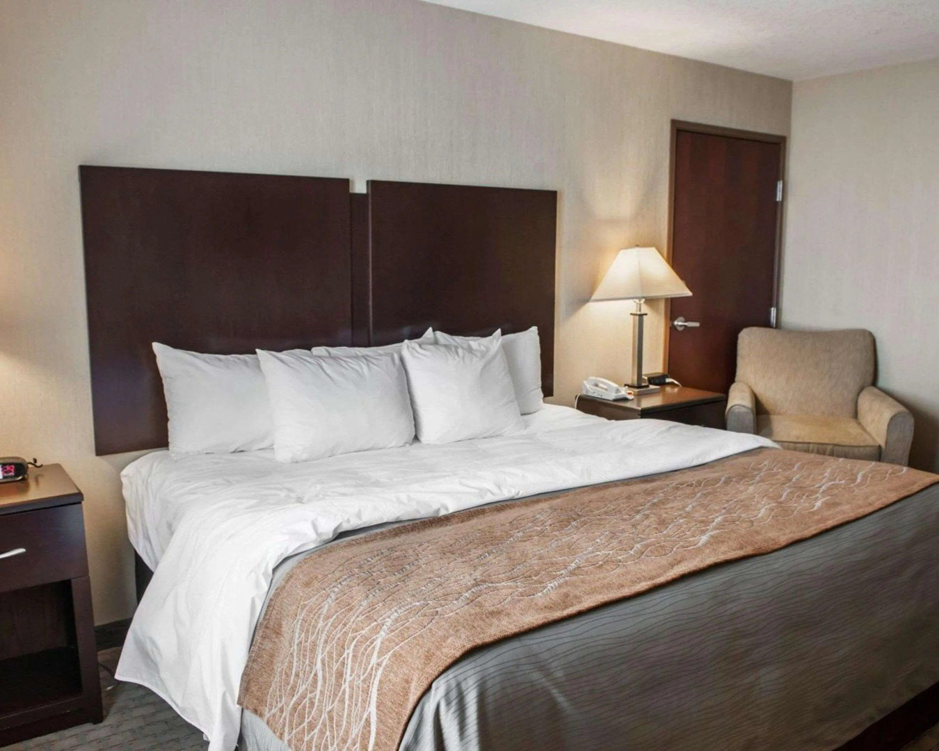 Comfort Inn & Suites Muncie Near University