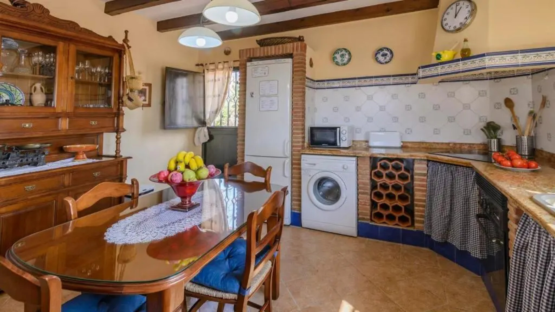 Villa Luz de Luna Guaro by Ruralidays