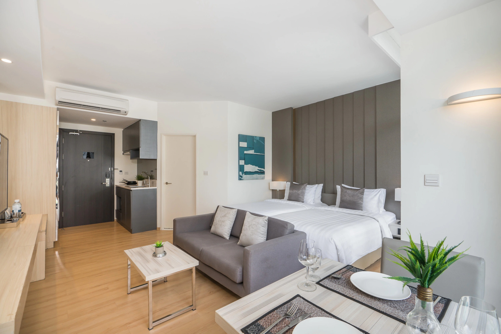 Отель Arden Hotel and Residence