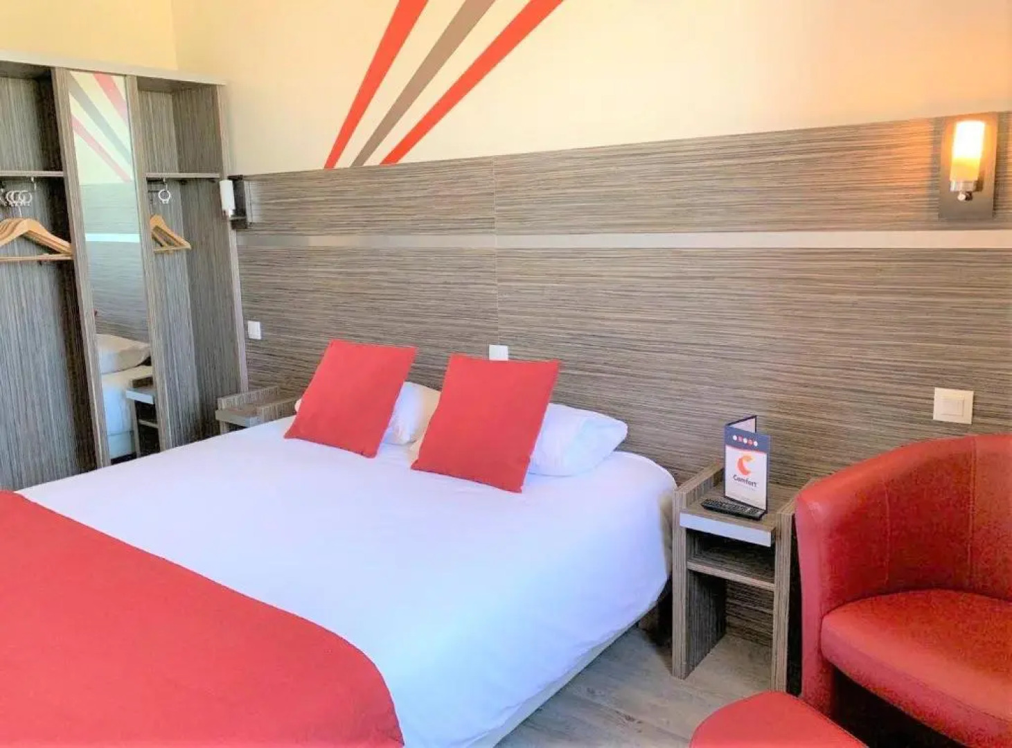 Comfort Hotel Dijon Sud - 21600 LONGVIC