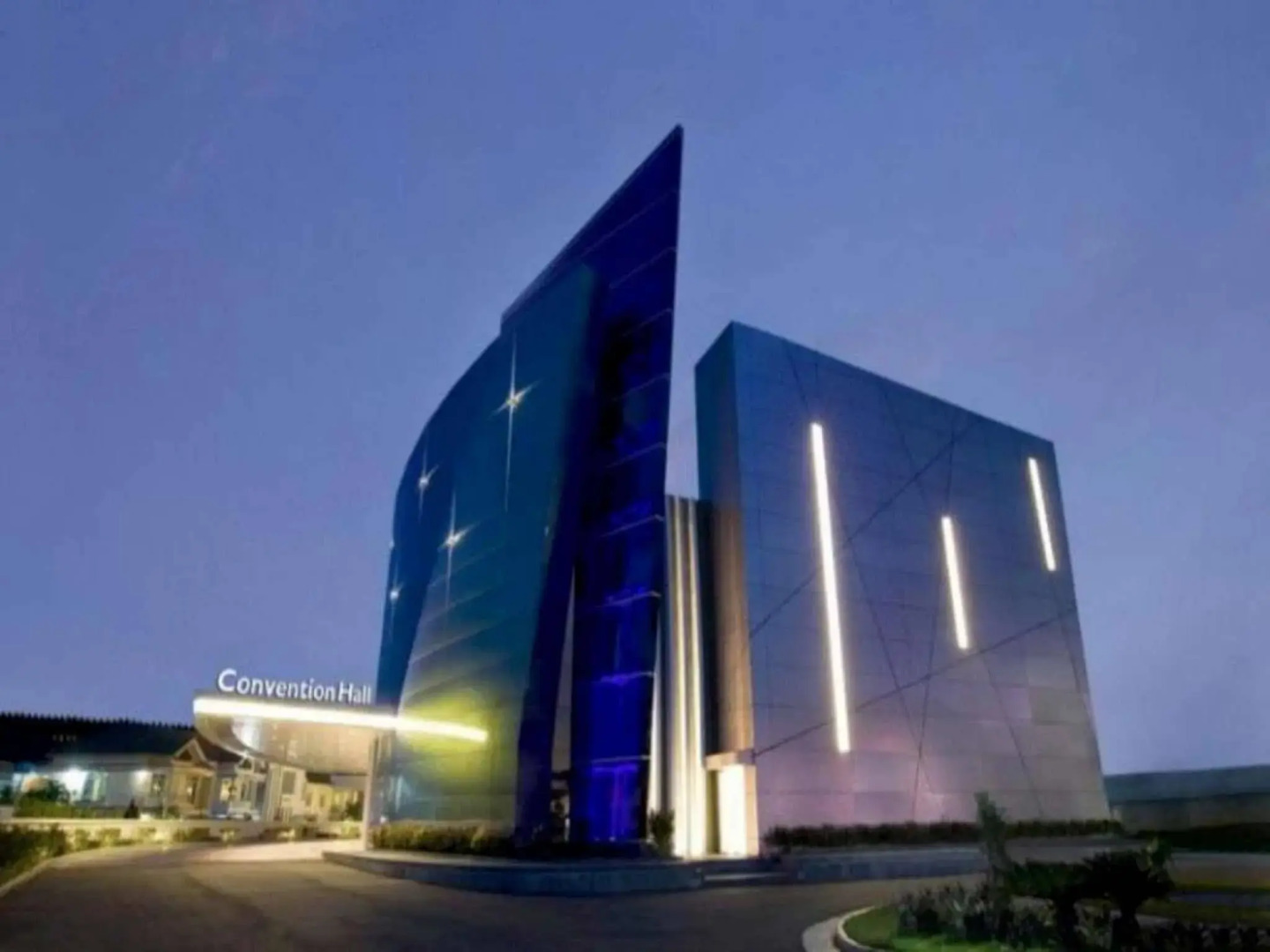 Novotel Bangka Hotel & Convention Centre