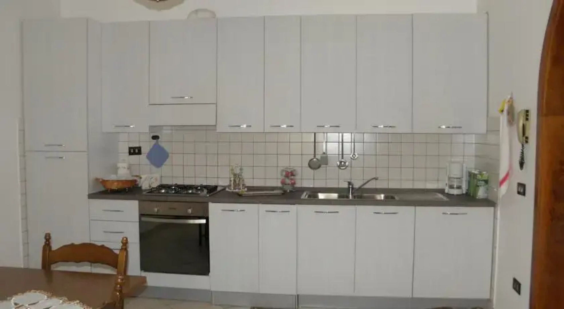 The Vivoli Villa, House & Apartments