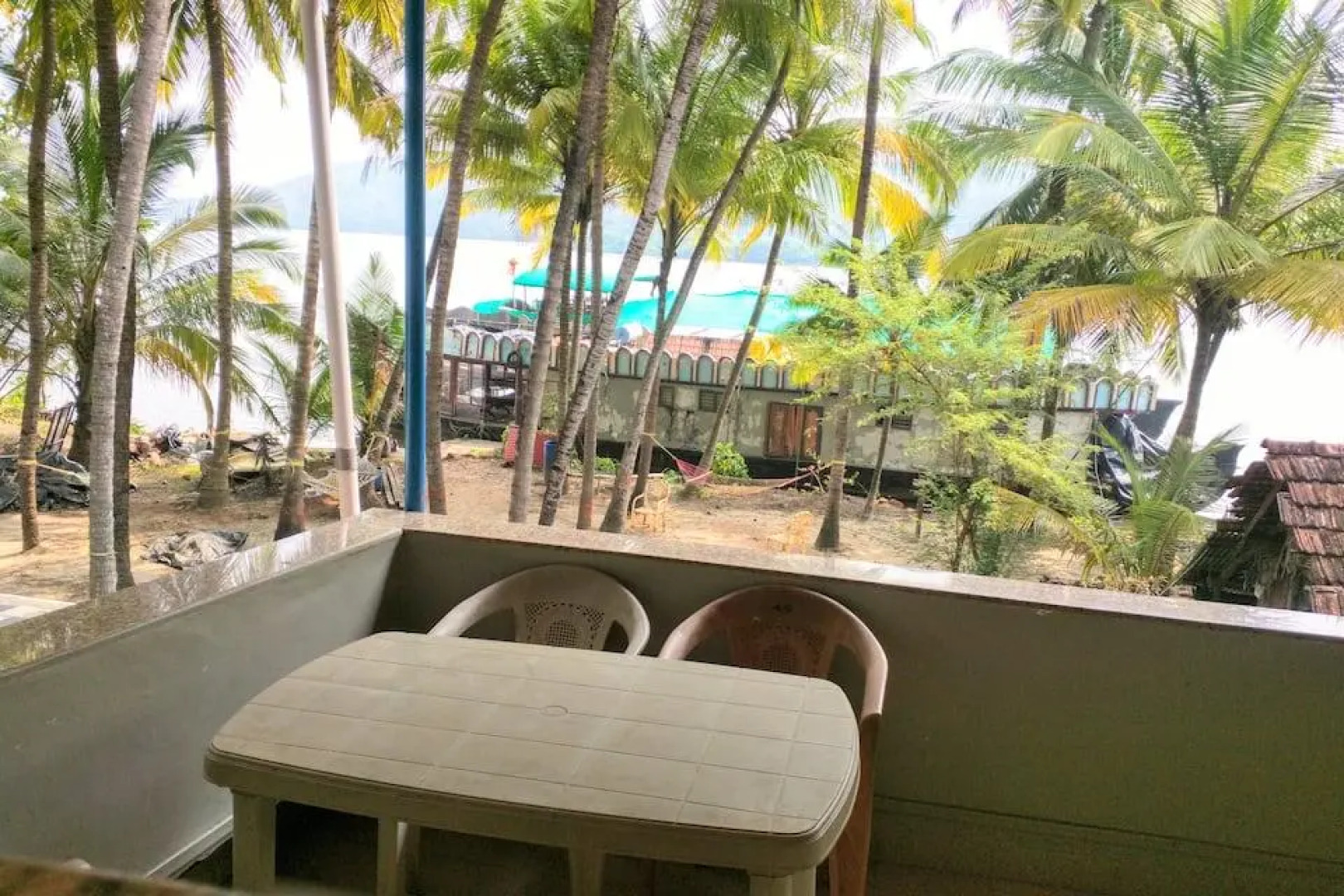 Fantasea Beach Resort