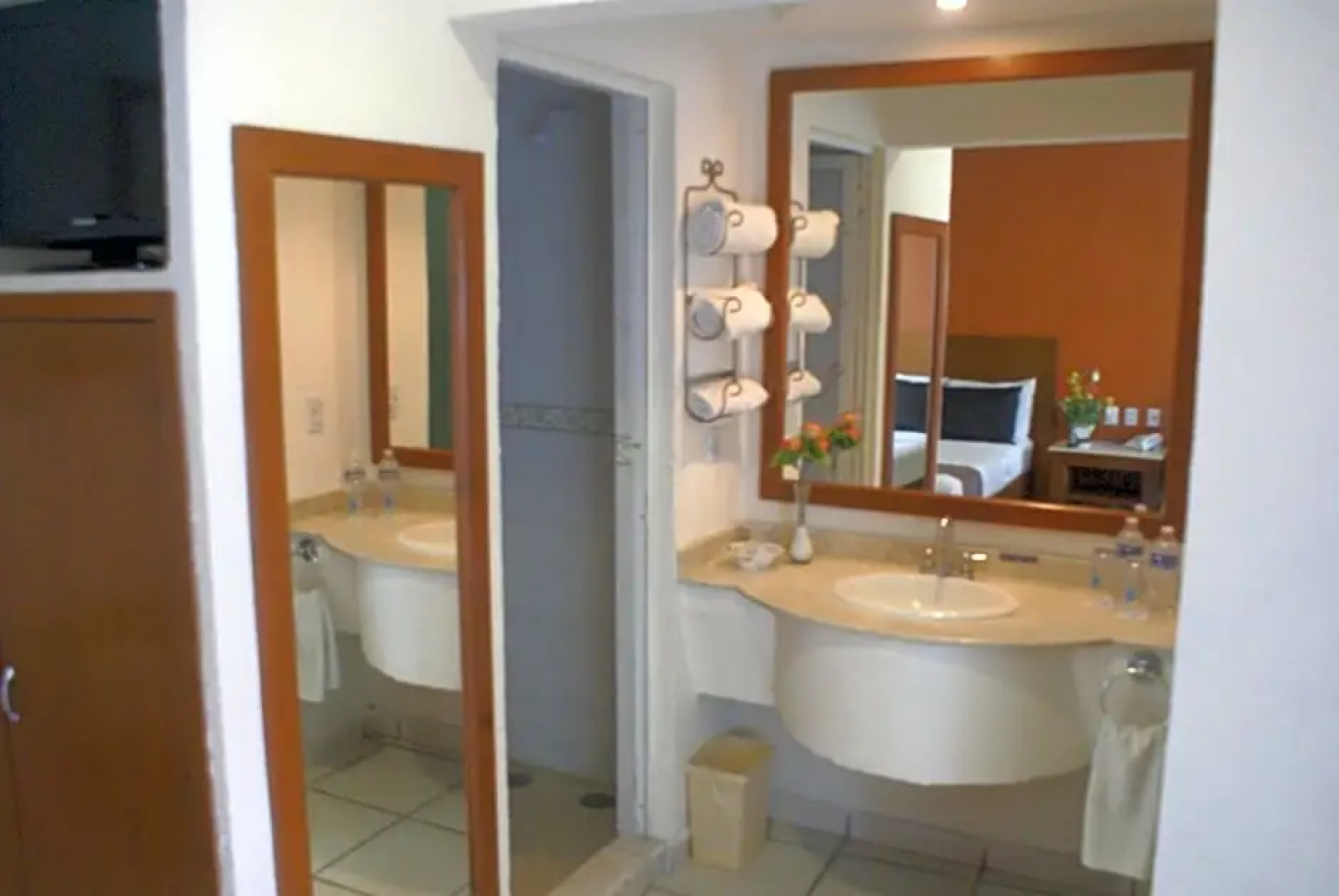 Hotel Arcos Aeropuerto