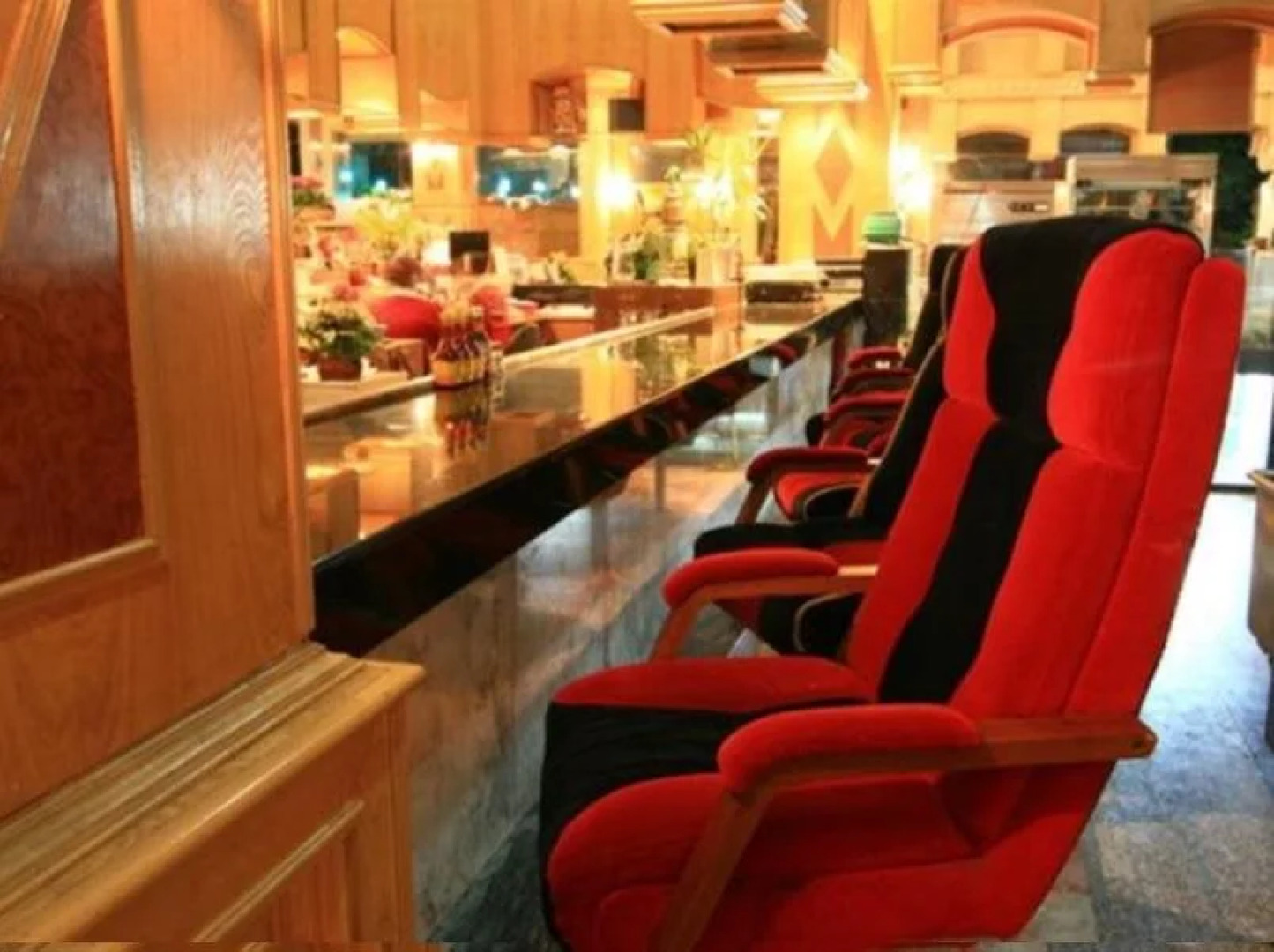 13 Coins Ngam Wongwan