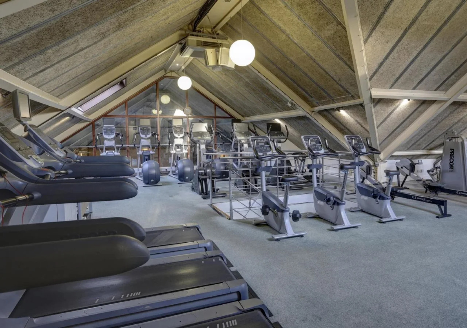 Knights Hill Hotel & Spa