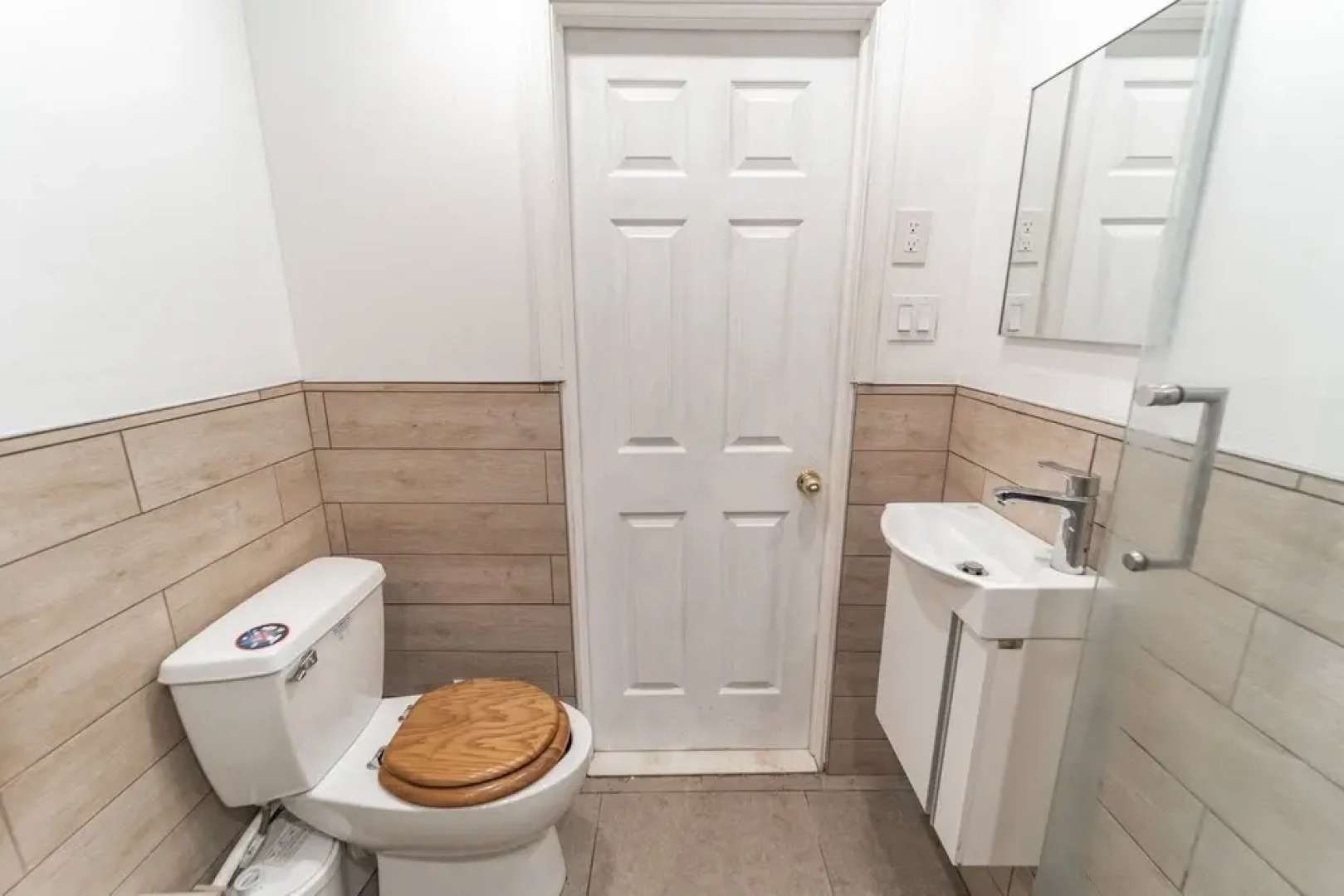 Studio Apartment Close To Everything Apts