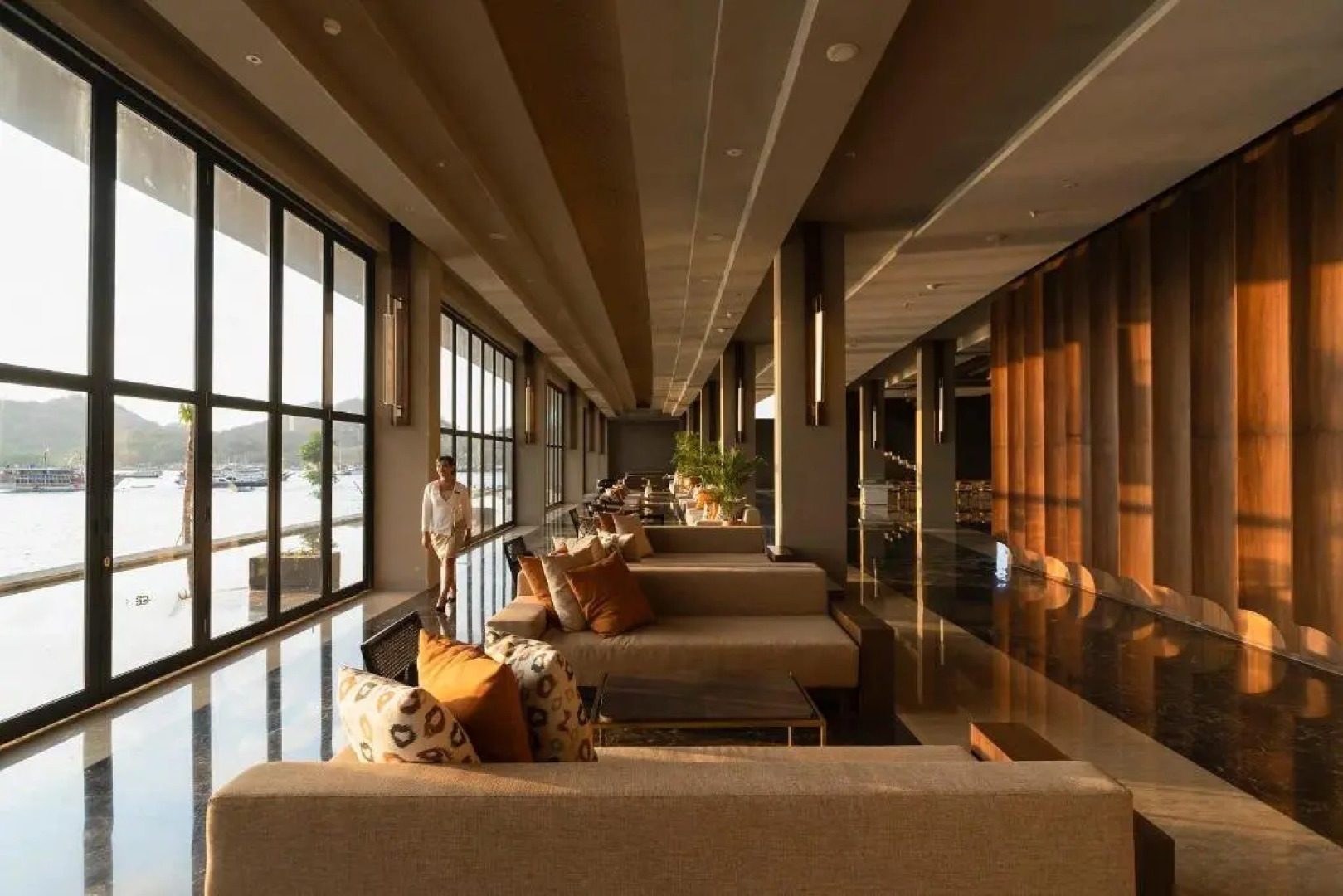 Meruorah Komodo Labuan Bajo - Formerly INAYA Bay Komodo