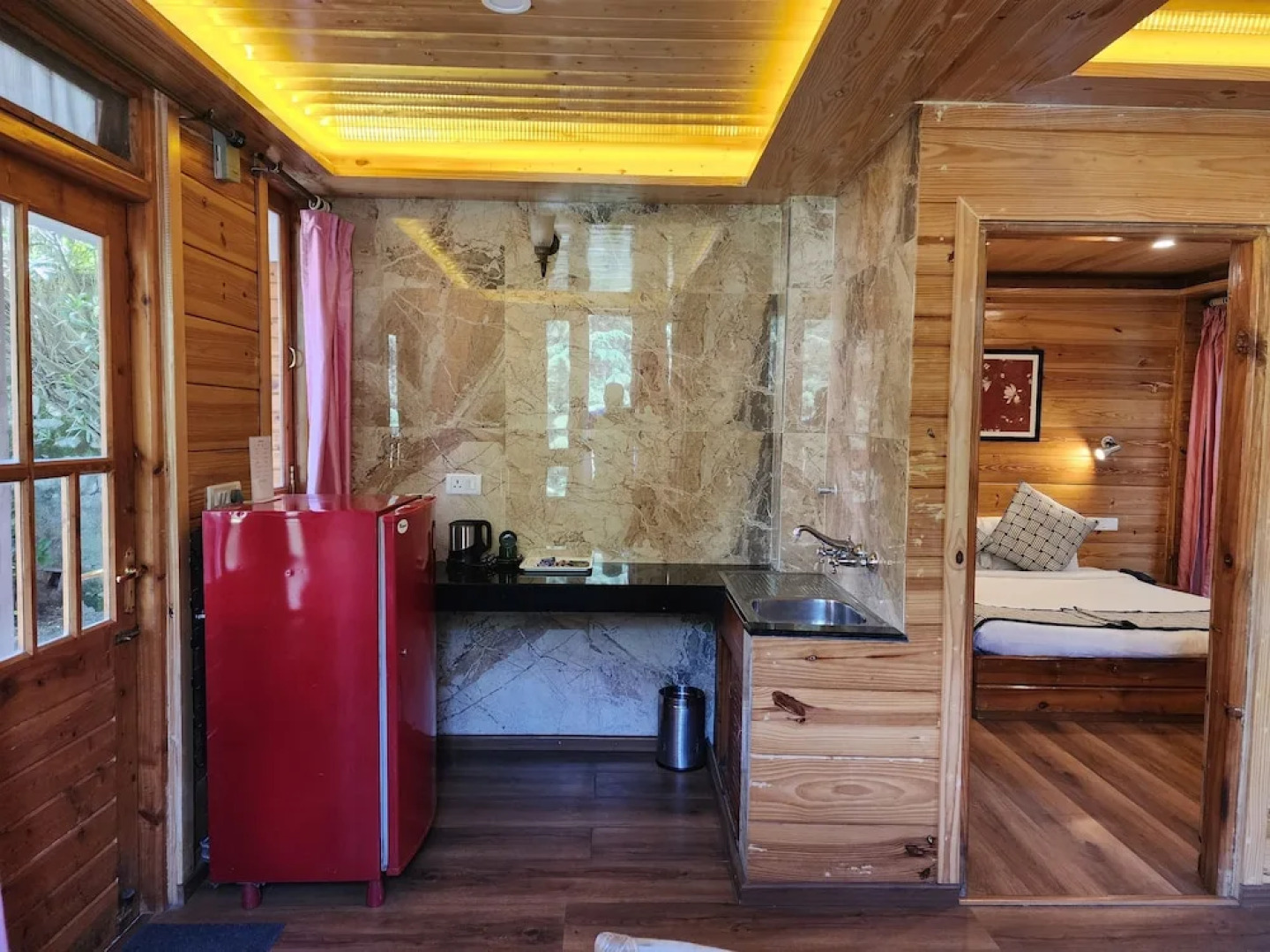 The Chalets Naldehra